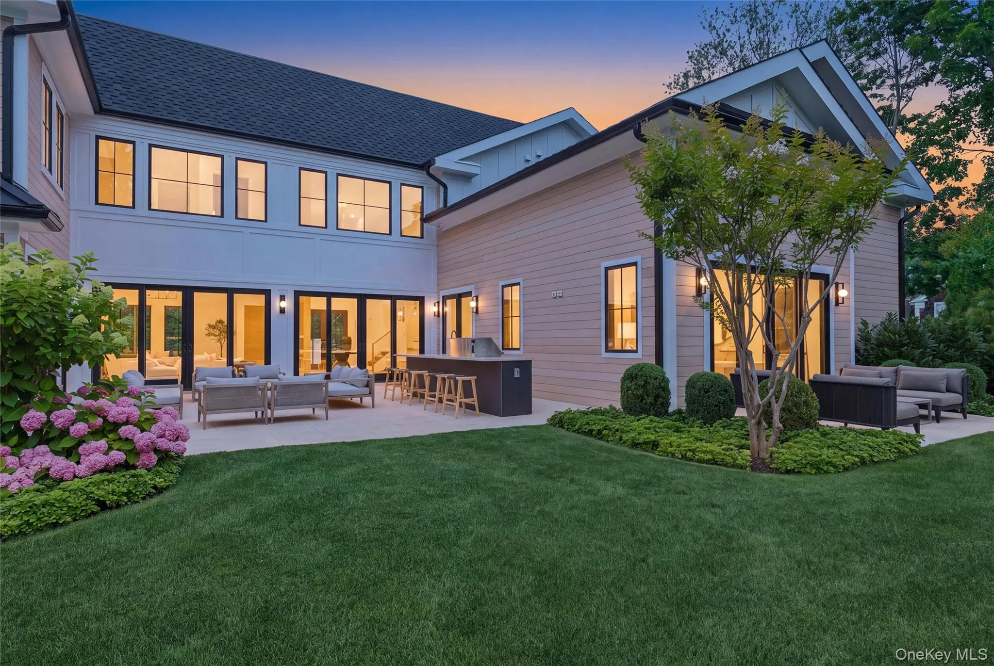 158 Cobb Road, Southampton, NY, 7 Bedrooms Bedrooms, 14 Rooms Rooms,6 BathroomsBathrooms,Residential,For Rent,Cobb,0,937172 158 Cobb Road, Southampton, NY, 7 Bedrooms Bedrooms, 14 Rooms Rooms,6 BathroomsBathrooms,Residential,For Rent,Cobb,0,937172