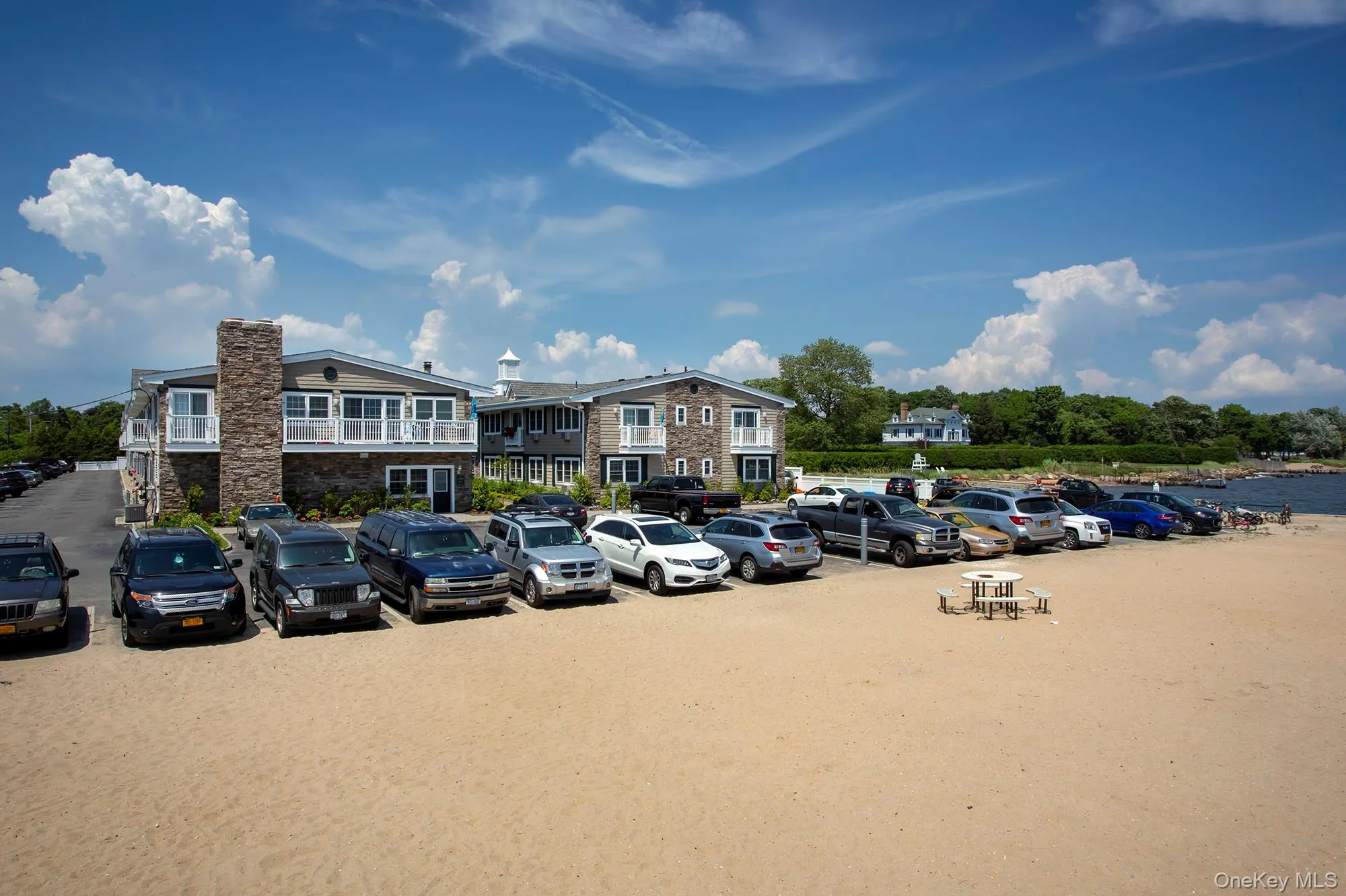 333 Candee Avenue, Islip, NY, 2 Bedrooms Bedrooms, 5 Rooms Rooms,1 BathroomBathrooms,Residential Lease,Idx,Candee,0,937239 333 Candee Avenue, Islip, NY, 2 Bedrooms Bedrooms, 5 Rooms Rooms,1 BathroomBathrooms,Residential Lease,Idx,Candee,0,937239