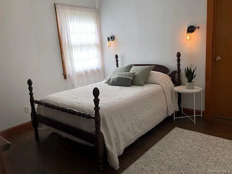 2nd Bedroom 2nd Bedroom