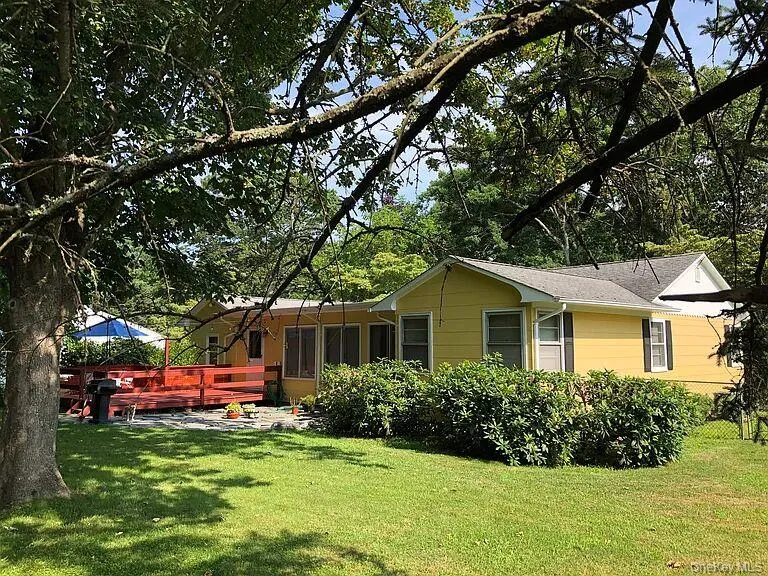 105 Krause Road, Southold, NY, 3 Bedrooms Bedrooms, 6 Rooms Rooms,1 BathroomBathrooms,Residential Lease,Idx,Krause,0,937242 105 Krause Road, Southold, NY, 3 Bedrooms Bedrooms, 6 Rooms Rooms,1 BathroomBathrooms,Residential Lease,Idx,Krause,0,937242