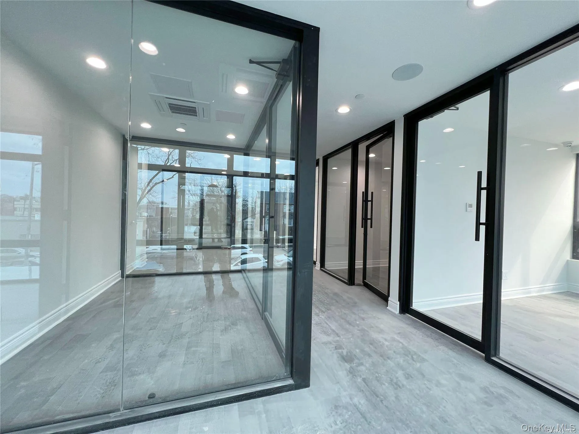 8015 188th Street, New York, NY, ,Commercial Lease,Idx,188th,0,937258 8015 188th Street, New York, NY, ,Commercial Lease,Idx,188th,0,937258