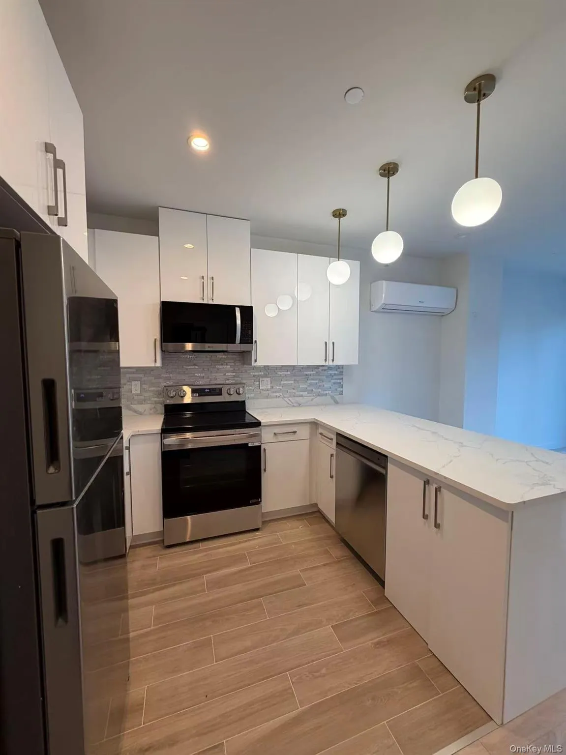 40-09 29th Street, New York, NY, 1 Bedroom Bedrooms, 3 Rooms Rooms,1 BathroomBathrooms,Residential Lease,Idx,29th,0,937282 40-09 29th Street, New York, NY, 1 Bedroom Bedrooms, 3 Rooms Rooms,1 BathroomBathrooms,Residential Lease,Idx,29th,0,937282