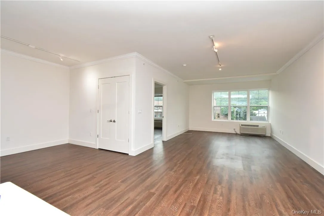 35 Van Nydeck Avenue, Beacon, NY, 1 Bedroom Bedrooms, 2 Rooms Rooms,1 BathroomBathrooms,Residential Lease,Idx,Van Nydeck,0,937316 35 Van Nydeck Avenue, Beacon, NY, 1 Bedroom Bedrooms, 2 Rooms Rooms,1 BathroomBathrooms,Residential Lease,Idx,Van Nydeck,0,937316