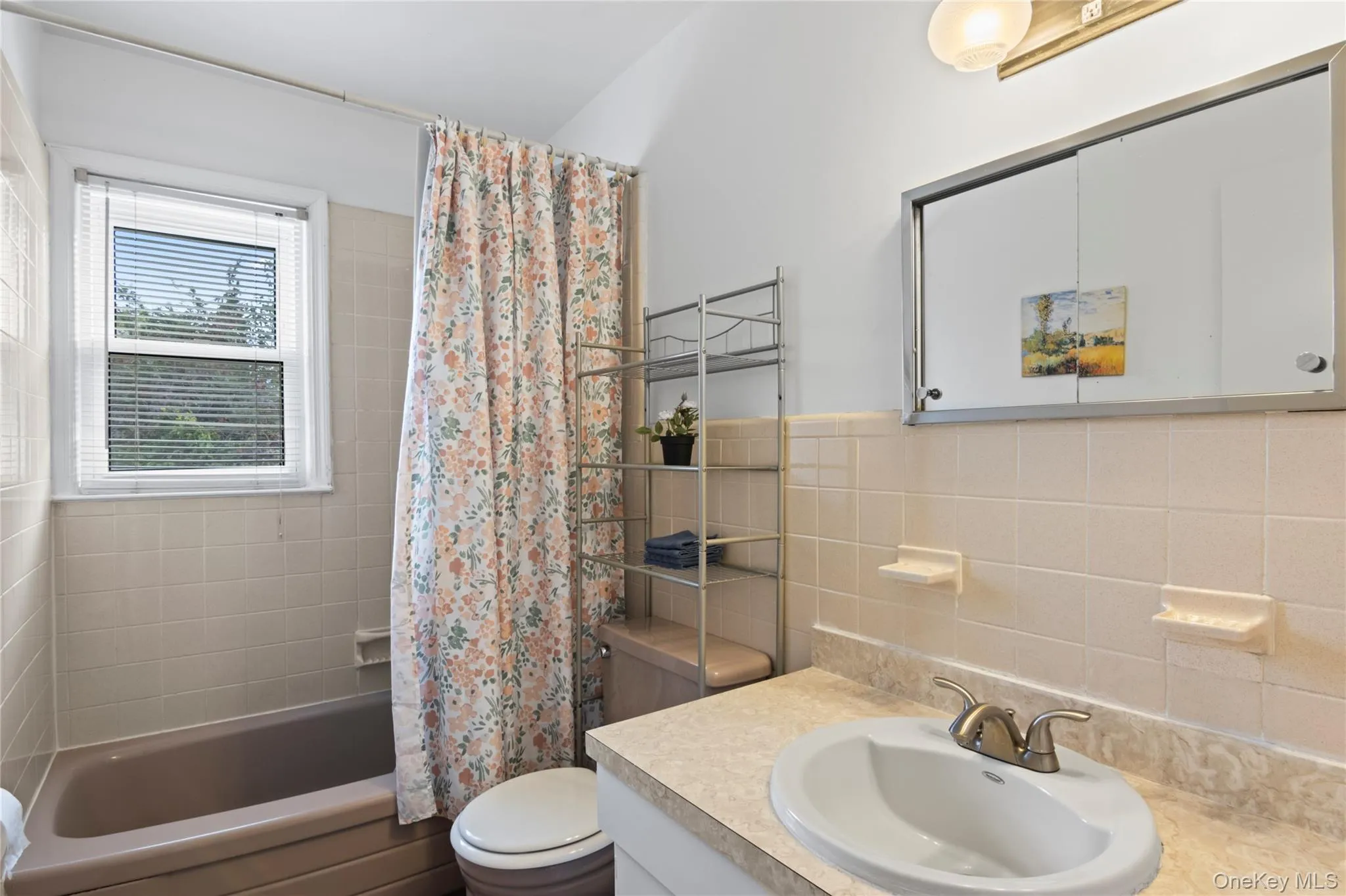 11 Glenwood Road, North Hempstead, NY, 4 Bedrooms Bedrooms, 7 Rooms Rooms,2 BathroomsBathrooms,Residential Lease,Idx,Glenwood Road,0,937336 11 Glenwood Road, North Hempstead, NY, 4 Bedrooms Bedrooms, 7 Rooms Rooms,2 BathroomsBathrooms,Residential Lease,Idx,Glenwood Road,0,937336