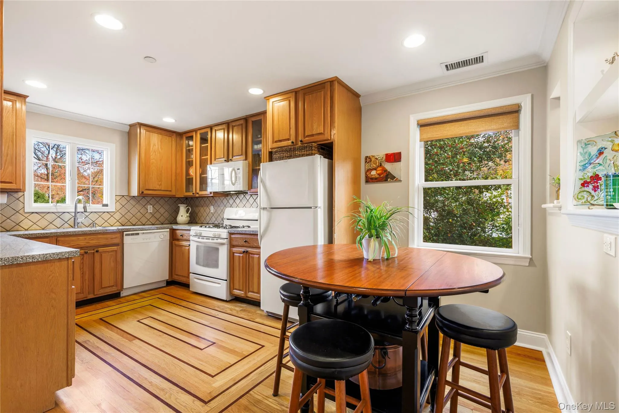 2 GOLDWIN Street, Rye City, NY, 4 Bedrooms Bedrooms, 9 Rooms Rooms,2 BathroomsBathrooms,Residential Lease,Idx,GOLDWIN,0,937412 2 GOLDWIN Street, Rye City, NY, 4 Bedrooms Bedrooms, 9 Rooms Rooms,2 BathroomsBathrooms,Residential Lease,Idx,GOLDWIN,0,937412