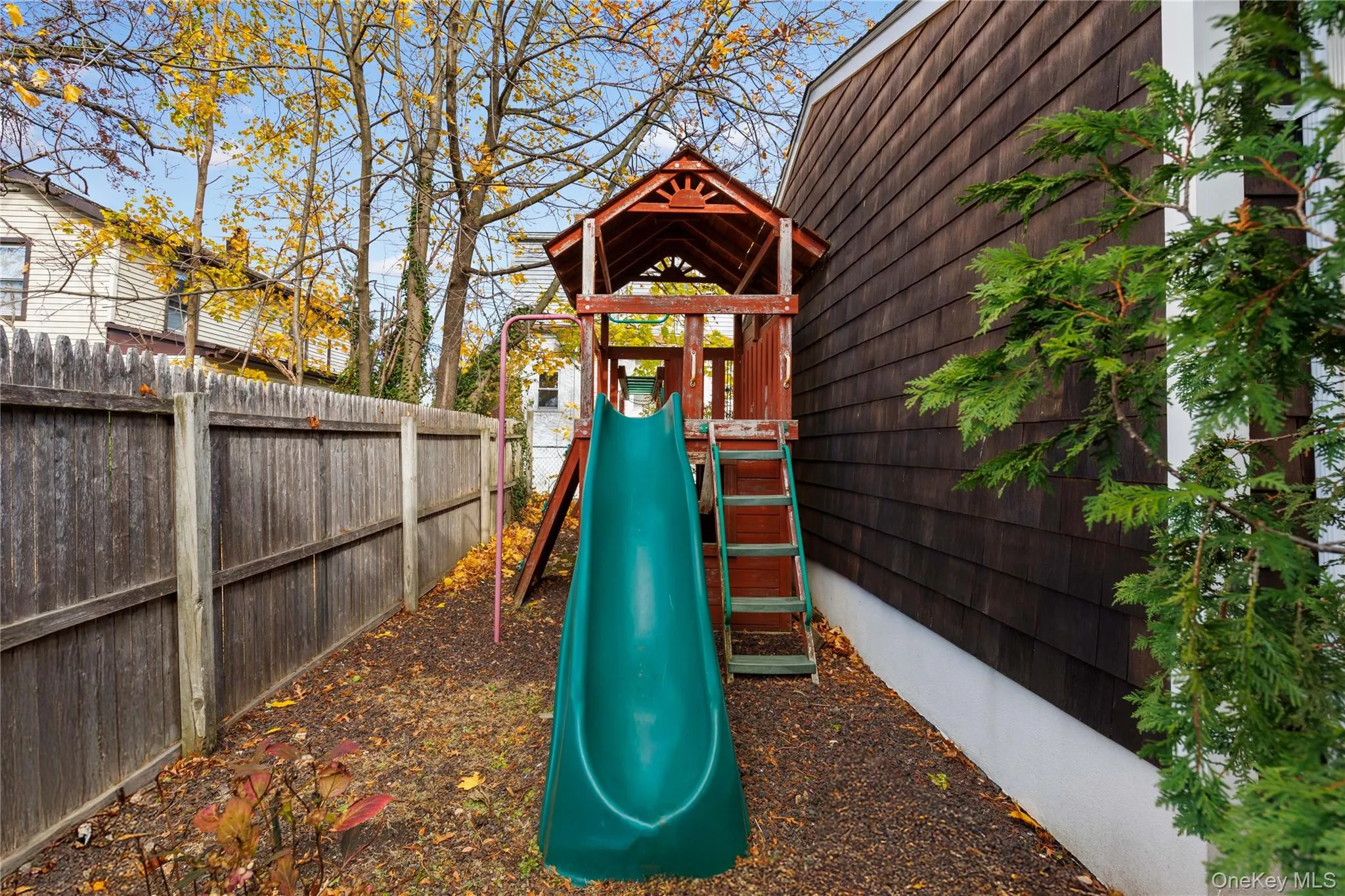 2 GOLDWIN Street, Rye City, NY, 4 Bedrooms Bedrooms, 9 Rooms Rooms,2 BathroomsBathrooms,Residential Lease,Idx,GOLDWIN,0,937412 2 GOLDWIN Street, Rye City, NY, 4 Bedrooms Bedrooms, 9 Rooms Rooms,2 BathroomsBathrooms,Residential Lease,Idx,GOLDWIN,0,937412