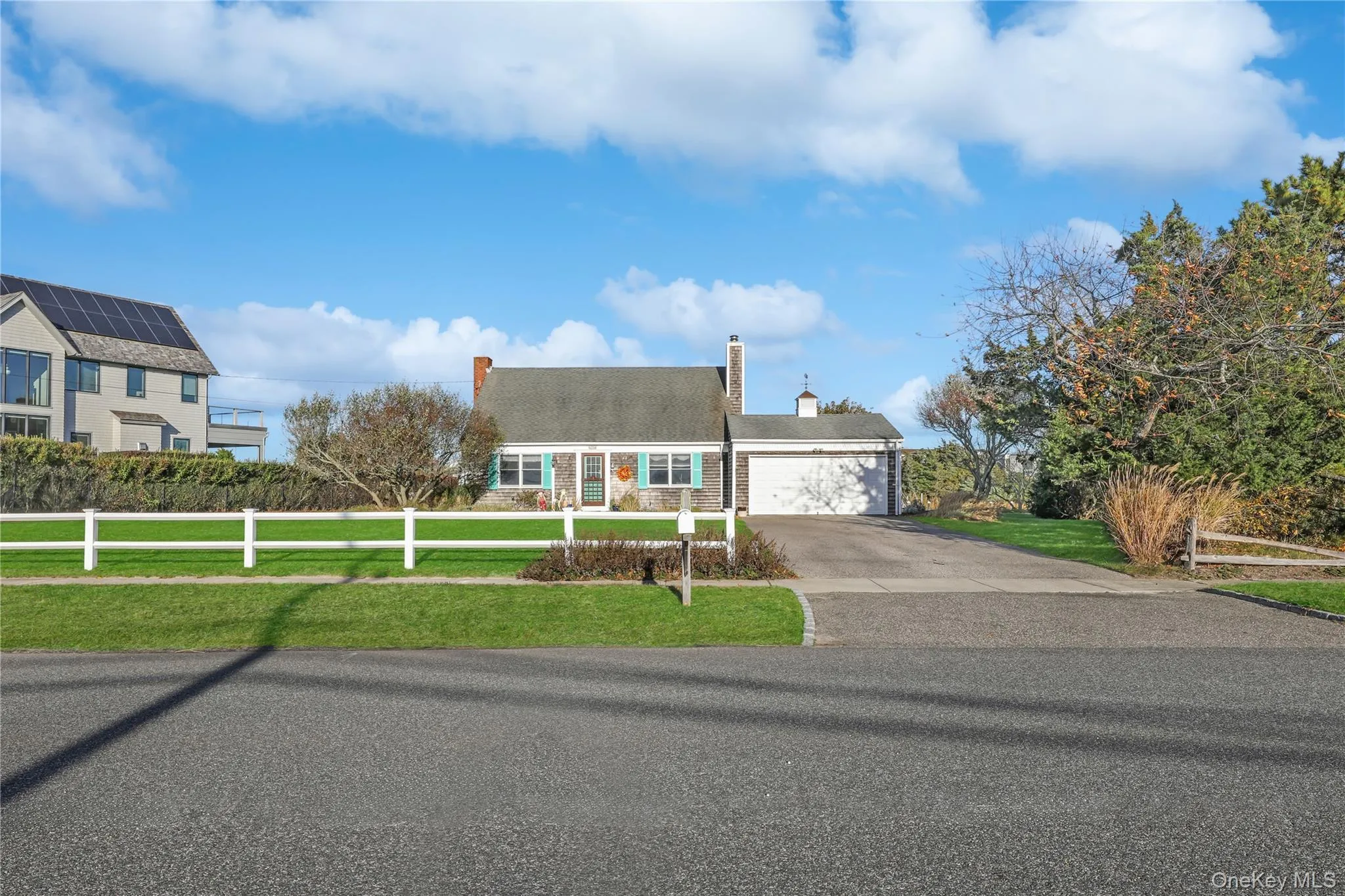 Charming Beach Cape Charming Beach Cape