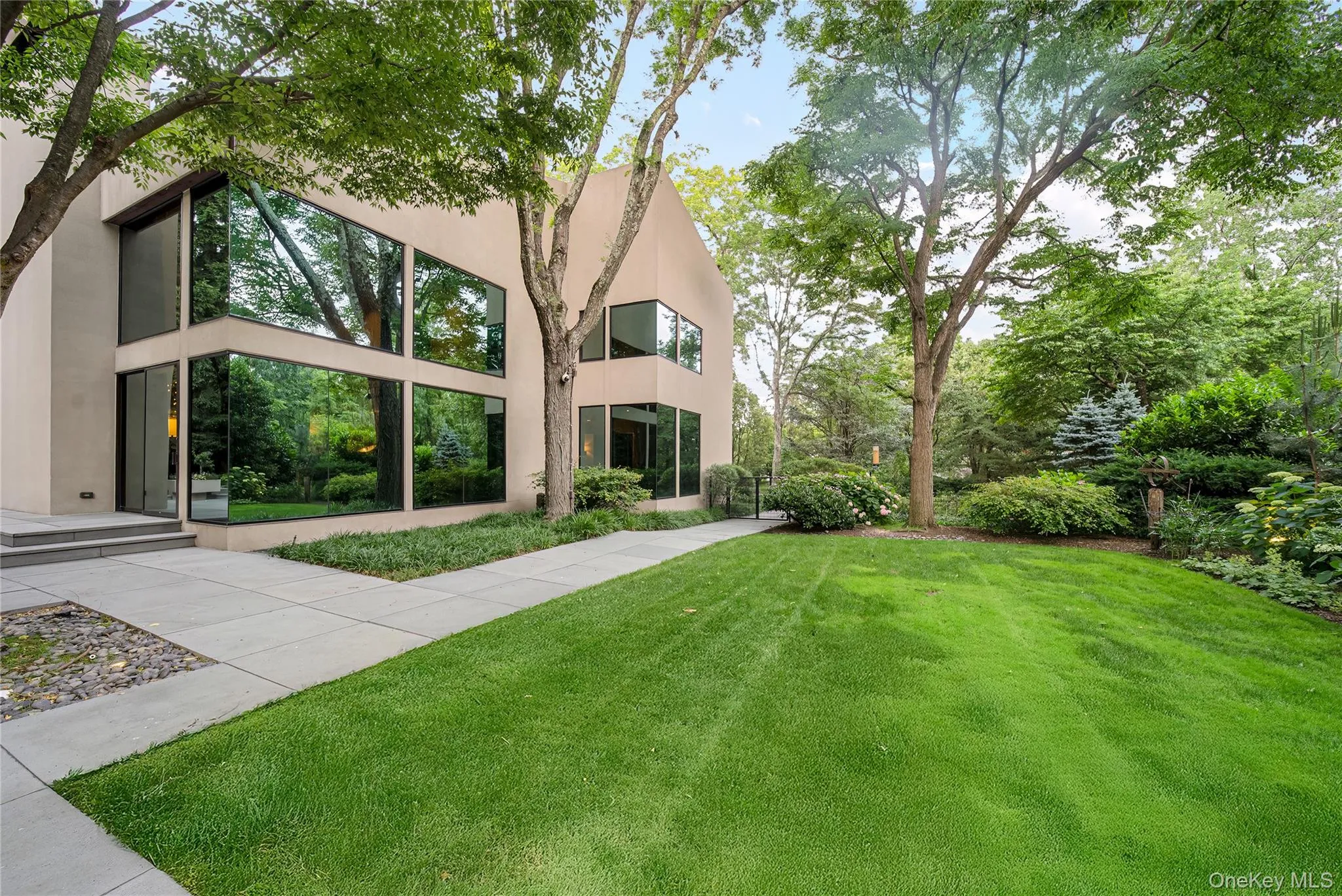 7 Folie Court, North Hempstead, NY, 4 Bedrooms Bedrooms, 8 Rooms Rooms,4 BathroomsBathrooms,Residential,For Rent,Folie,0,937446 7 Folie Court, North Hempstead, NY, 4 Bedrooms Bedrooms, 8 Rooms Rooms,4 BathroomsBathrooms,Residential,For Rent,Folie,0,937446
