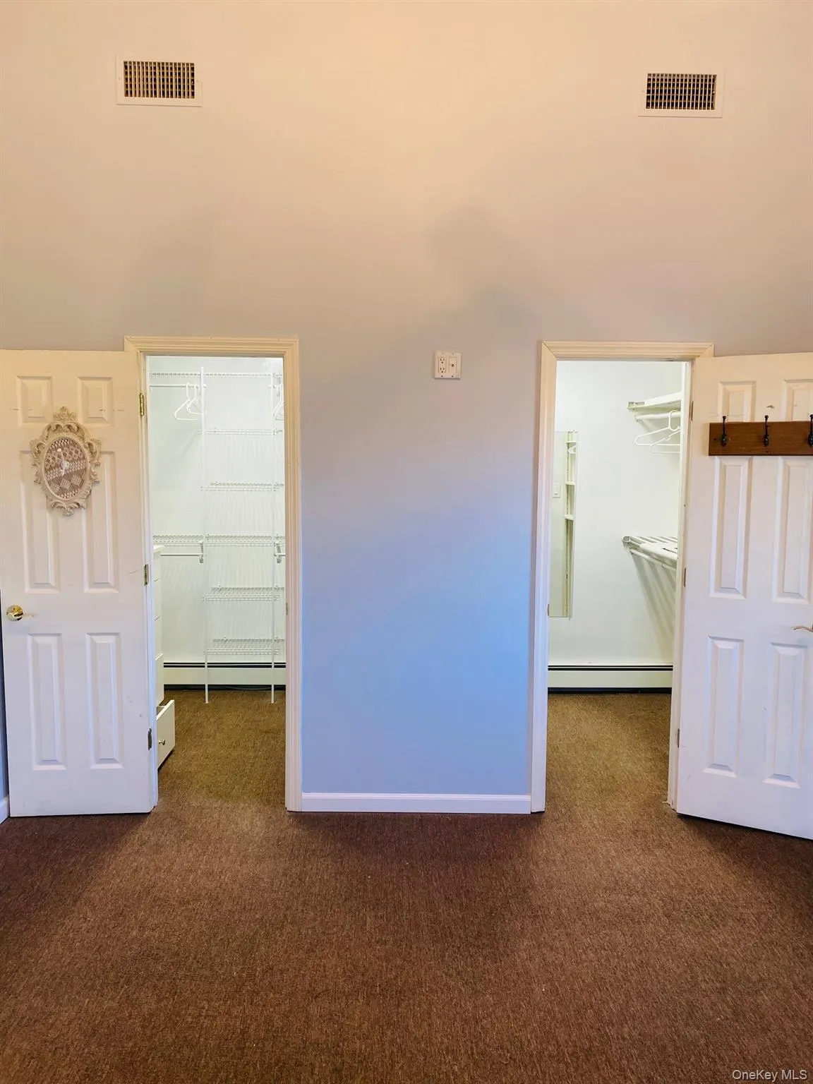 24 Cable Lane, Oyster Bay, NY, 5 Bedrooms Bedrooms, 10 Rooms Rooms,3 BathroomsBathrooms,Residential Lease,Idx,Cable,0,937473 24 Cable Lane, Oyster Bay, NY, 5 Bedrooms Bedrooms, 10 Rooms Rooms,3 BathroomsBathrooms,Residential Lease,Idx,Cable,0,937473