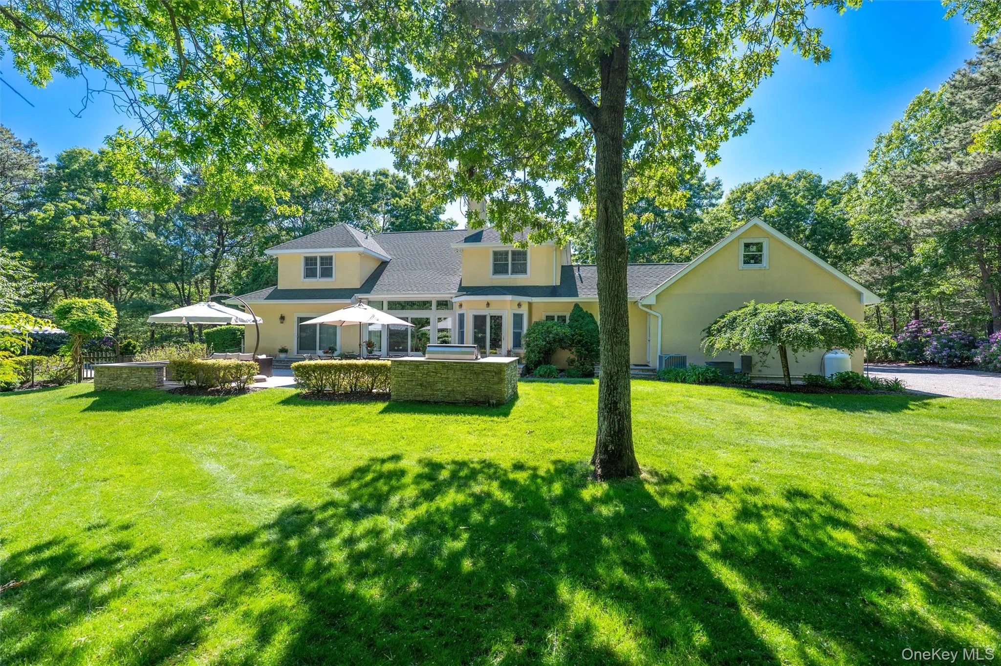 3 Cherry Blossom Lane, Southampton, NY, 5 Bedrooms Bedrooms, 11 Rooms Rooms,4 BathroomsBathrooms,Residential Lease,For Rent,Cherry Blossom,0,937475 3 Cherry Blossom Lane, Southampton, NY, 5 Bedrooms Bedrooms, 11 Rooms Rooms,4 BathroomsBathrooms,Residential Lease,For Rent,Cherry Blossom,0,937475