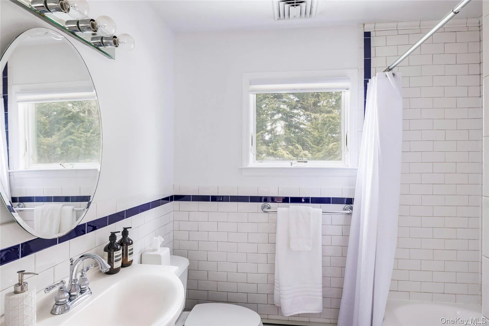 17B Baycrest Avenue, Southampton, NY, 3 Bedrooms Bedrooms, 7 Rooms Rooms,3 BathroomsBathrooms,Residential Lease,Idx,Baycrest,0,937548 17B Baycrest Avenue, Southampton, NY, 3 Bedrooms Bedrooms, 7 Rooms Rooms,3 BathroomsBathrooms,Residential Lease,Idx,Baycrest,0,937548