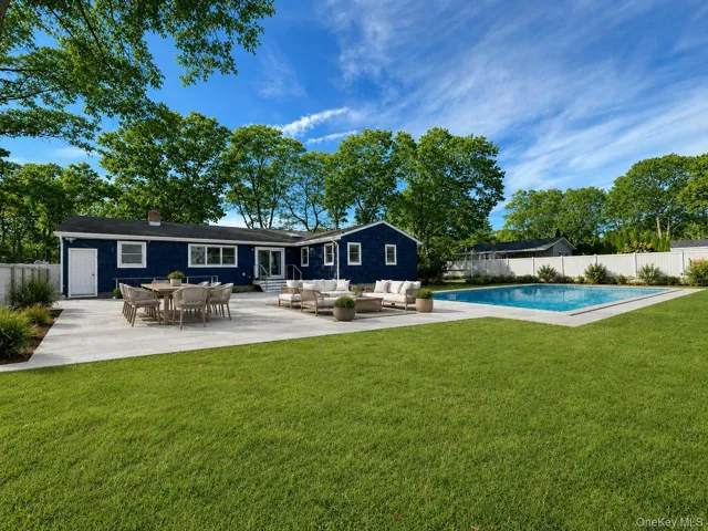 43 Homewood Drive, Southampton, New York 11946