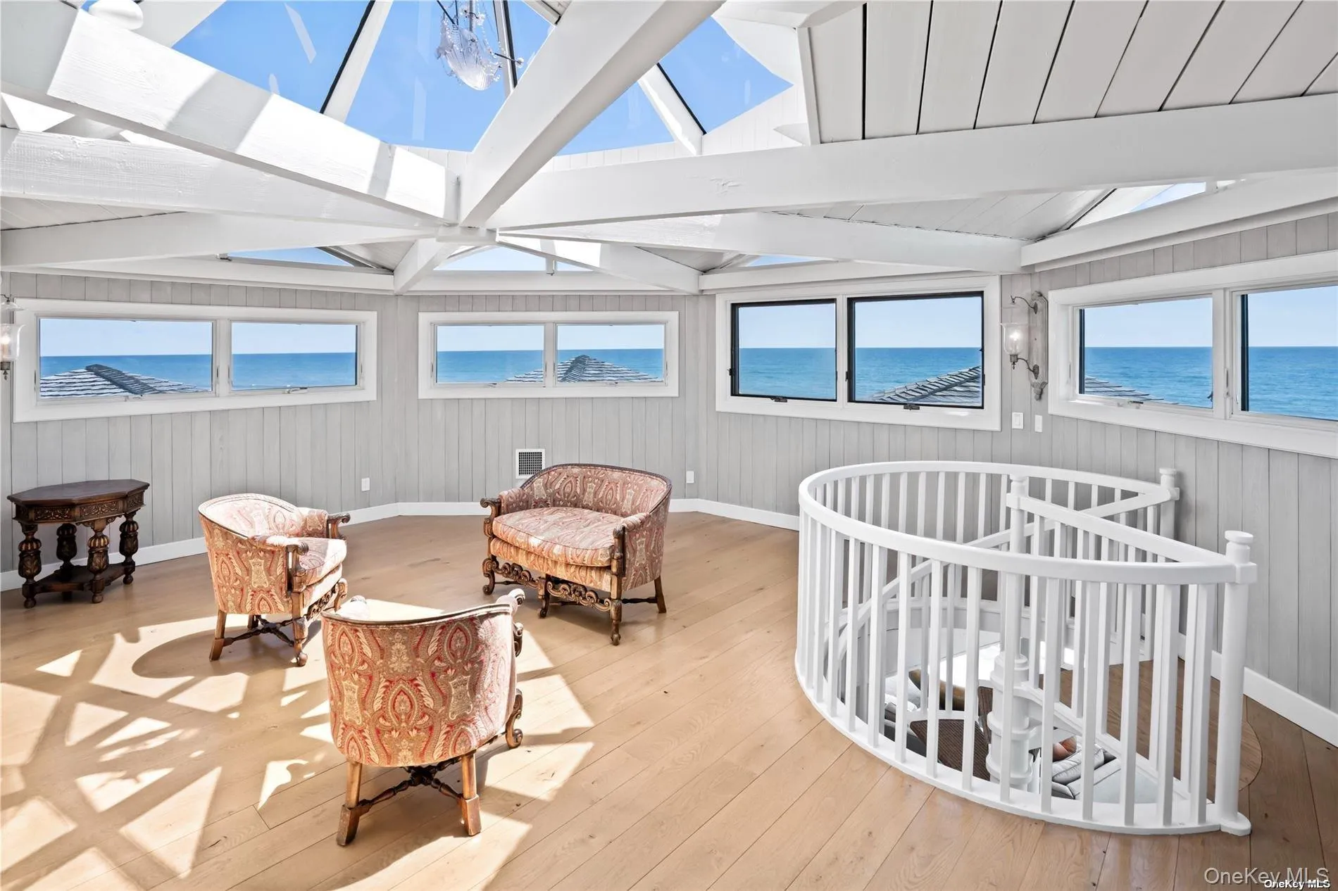 Top Floor Sunroom Top Floor Sunroom