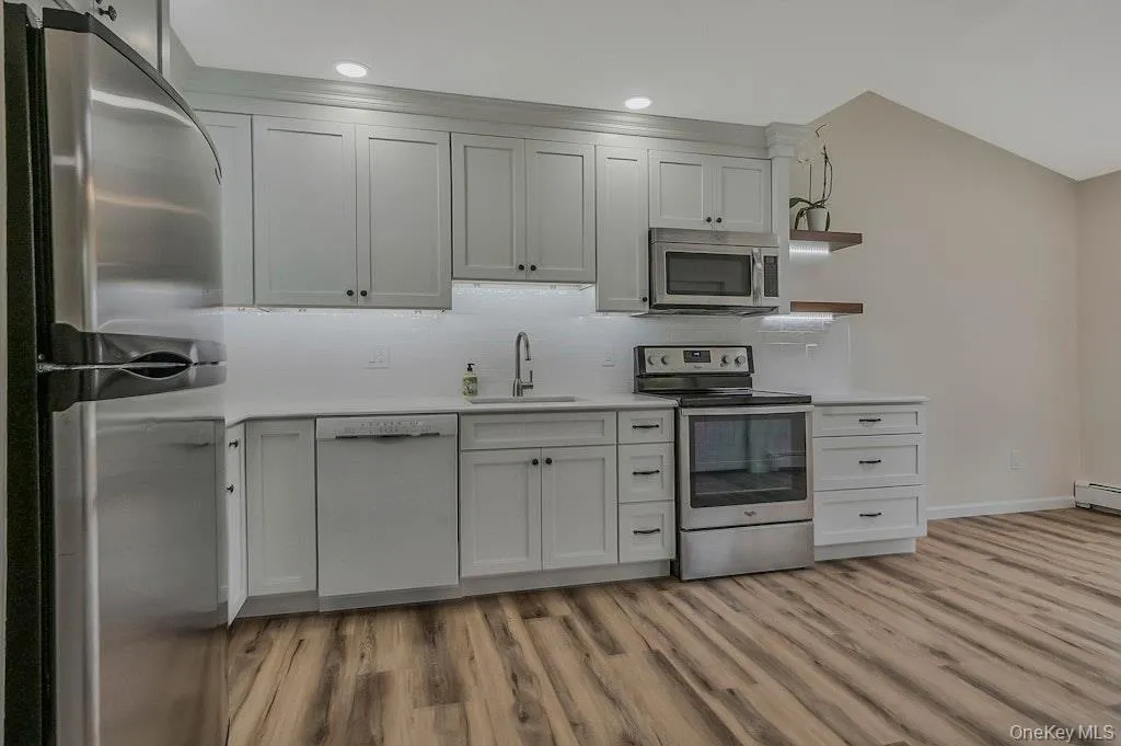 21 Crater Lake Drive, Brookhaven, NY, 4 Bedrooms Bedrooms, 7 Rooms Rooms,2 BathroomsBathrooms,Residential Lease,Idx,Crater Lake,0,937634 21 Crater Lake Drive, Brookhaven, NY, 4 Bedrooms Bedrooms, 7 Rooms Rooms,2 BathroomsBathrooms,Residential Lease,Idx,Crater Lake,0,937634