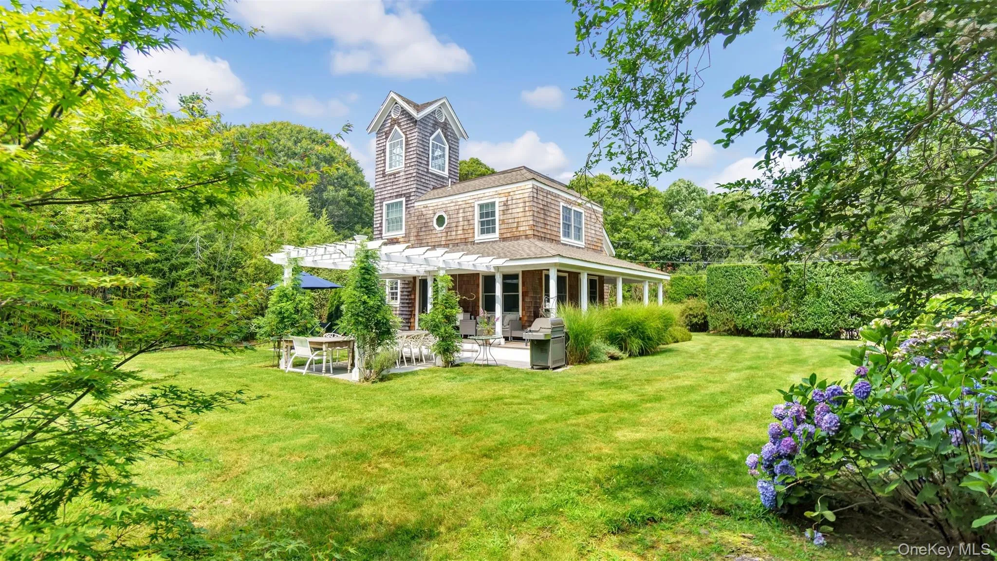 9 Ocame Avenue, Southampton, NY, 4 Bedrooms Bedrooms, 7 Rooms Rooms,3 BathroomsBathrooms,Residential Lease,Idx,Ocame,0,937682 9 Ocame Avenue, Southampton, NY, 4 Bedrooms Bedrooms, 7 Rooms Rooms,3 BathroomsBathrooms,Residential Lease,Idx,Ocame,0,937682