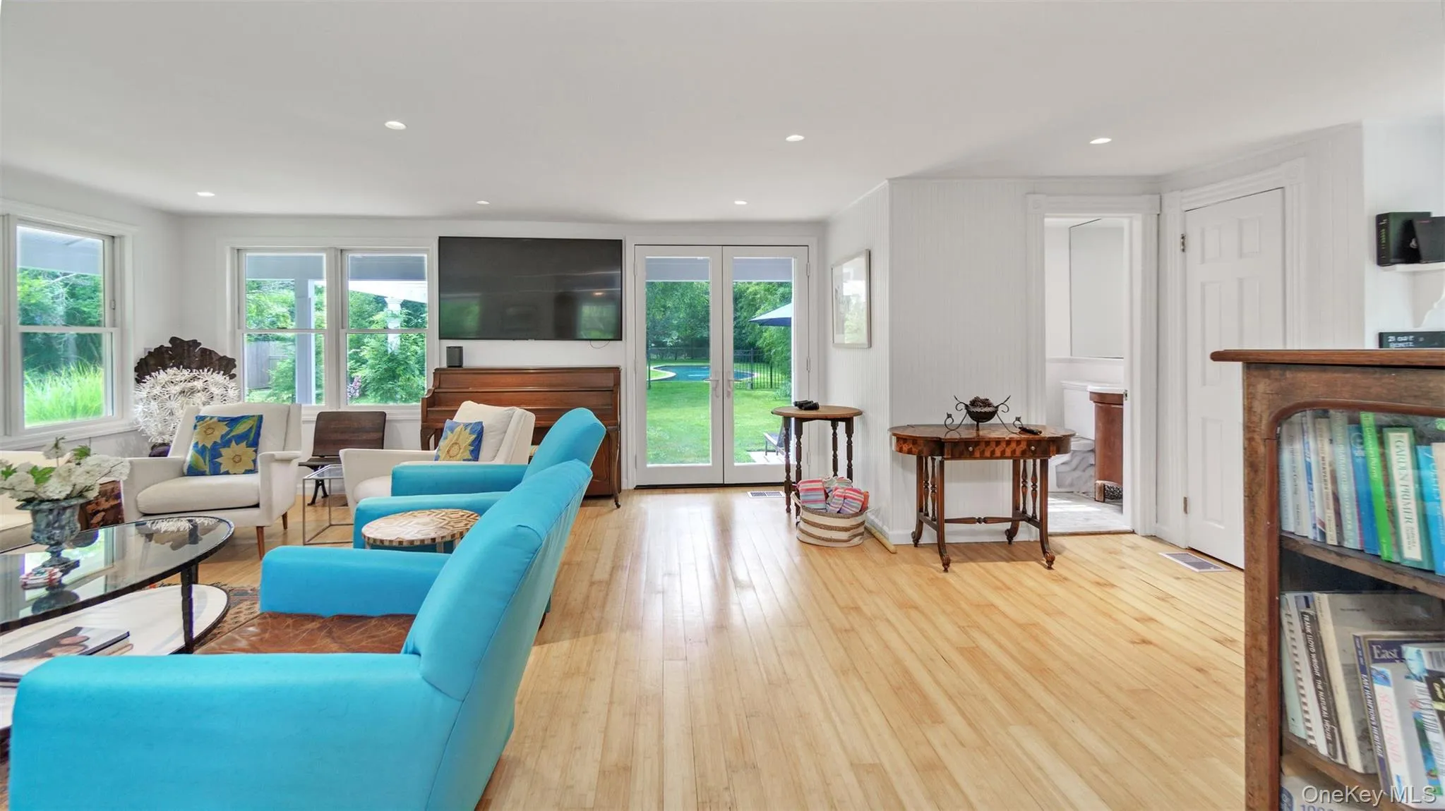 9 Ocame Avenue, Southampton, NY, 4 Bedrooms Bedrooms, 7 Rooms Rooms,3 BathroomsBathrooms,Residential Lease,Idx,Ocame,0,937682 9 Ocame Avenue, Southampton, NY, 4 Bedrooms Bedrooms, 7 Rooms Rooms,3 BathroomsBathrooms,Residential Lease,Idx,Ocame,0,937682