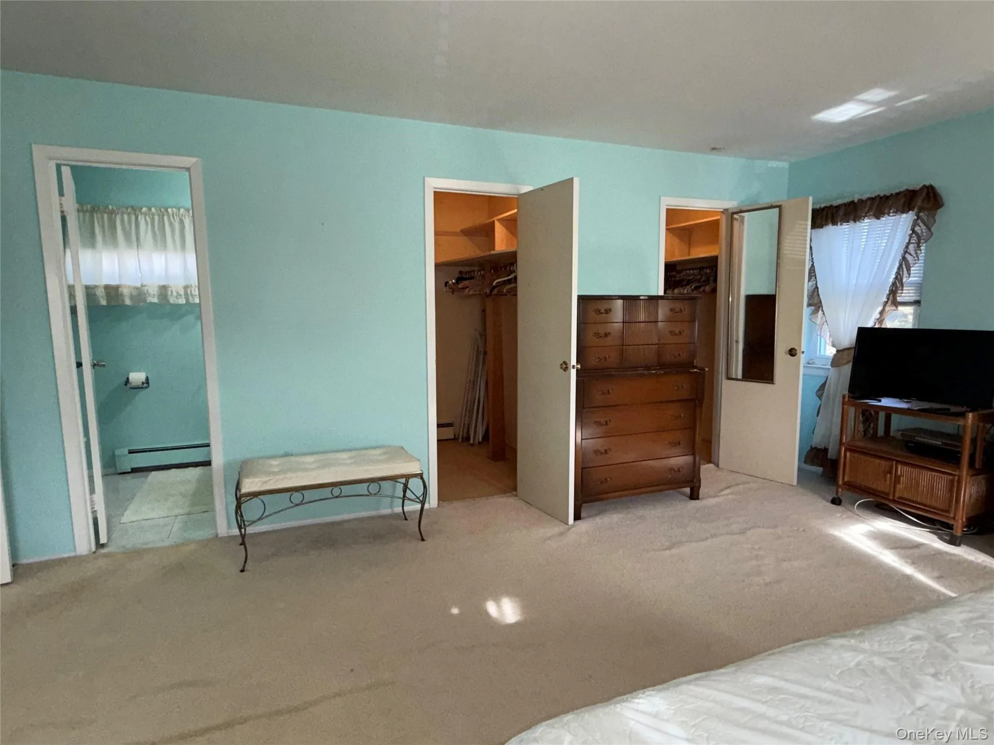 15 Sherry Lane, Smithtown, NY, 4 Bedrooms Bedrooms, 8 Rooms Rooms,2 BathroomsBathrooms,Residential Lease,For Rent,Sherry,0,937710 15 Sherry Lane, Smithtown, NY, 4 Bedrooms Bedrooms, 8 Rooms Rooms,2 BathroomsBathrooms,Residential Lease,For Rent,Sherry,0,937710