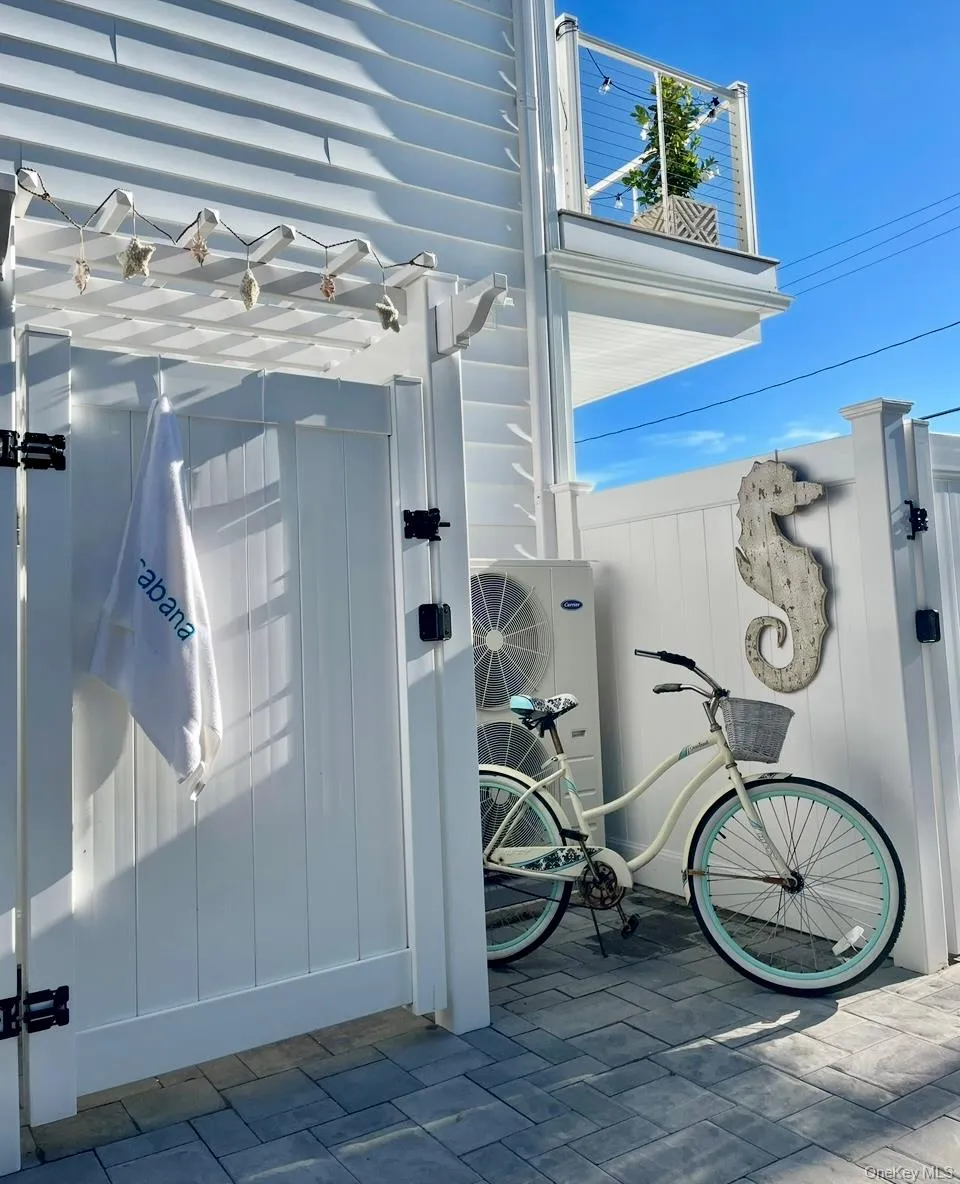 Exterior view of a cooling unit Exterior view of a cooling unit