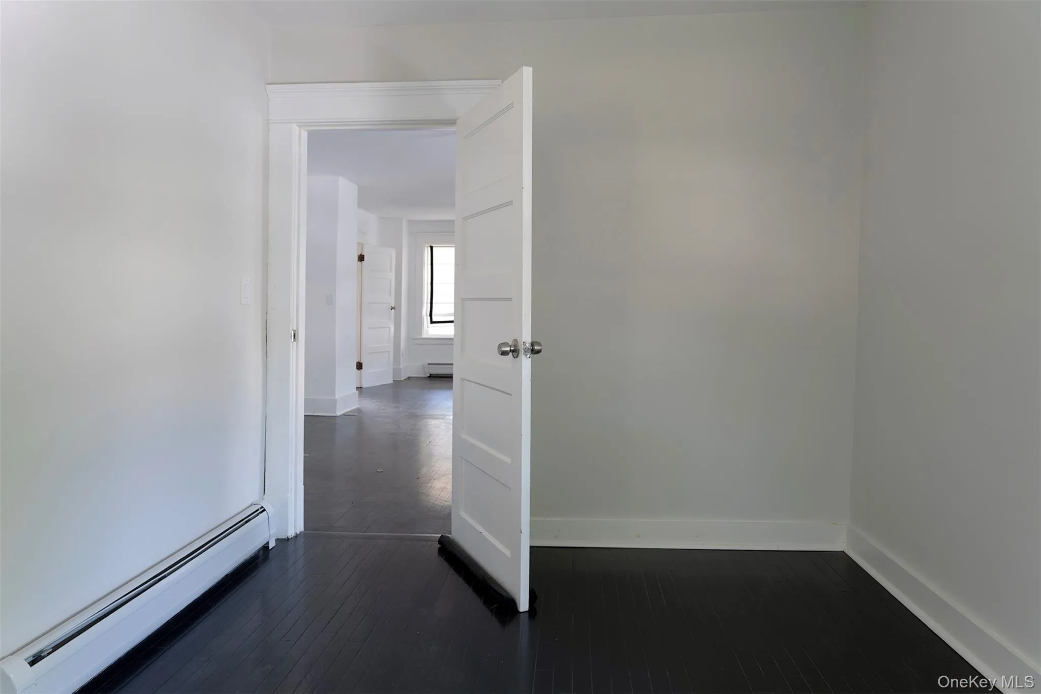 Bedroom door to hallway Bedroom door to hallway