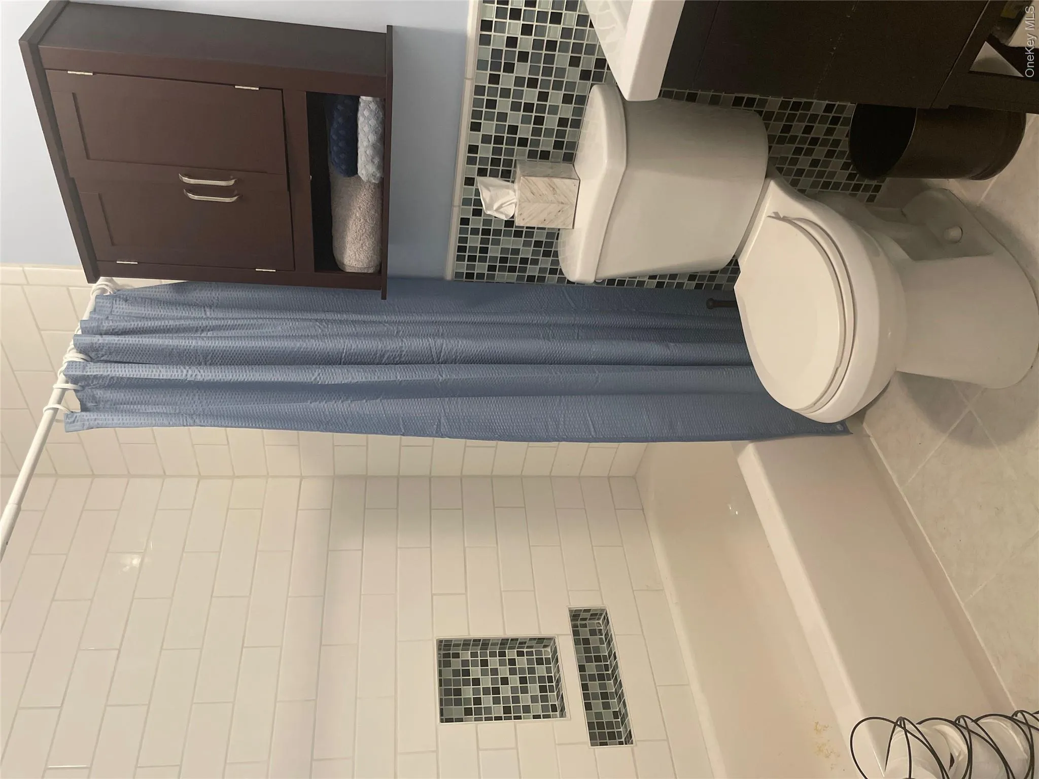 4 Marlo Court, Brookhaven, NY, 3 Bedrooms Bedrooms, 6 Rooms Rooms,3 BathroomsBathrooms,Residential,For Rent,Marlo,0,937766 4 Marlo Court, Brookhaven, NY, 3 Bedrooms Bedrooms, 6 Rooms Rooms,3 BathroomsBathrooms,Residential,For Rent,Marlo,0,937766