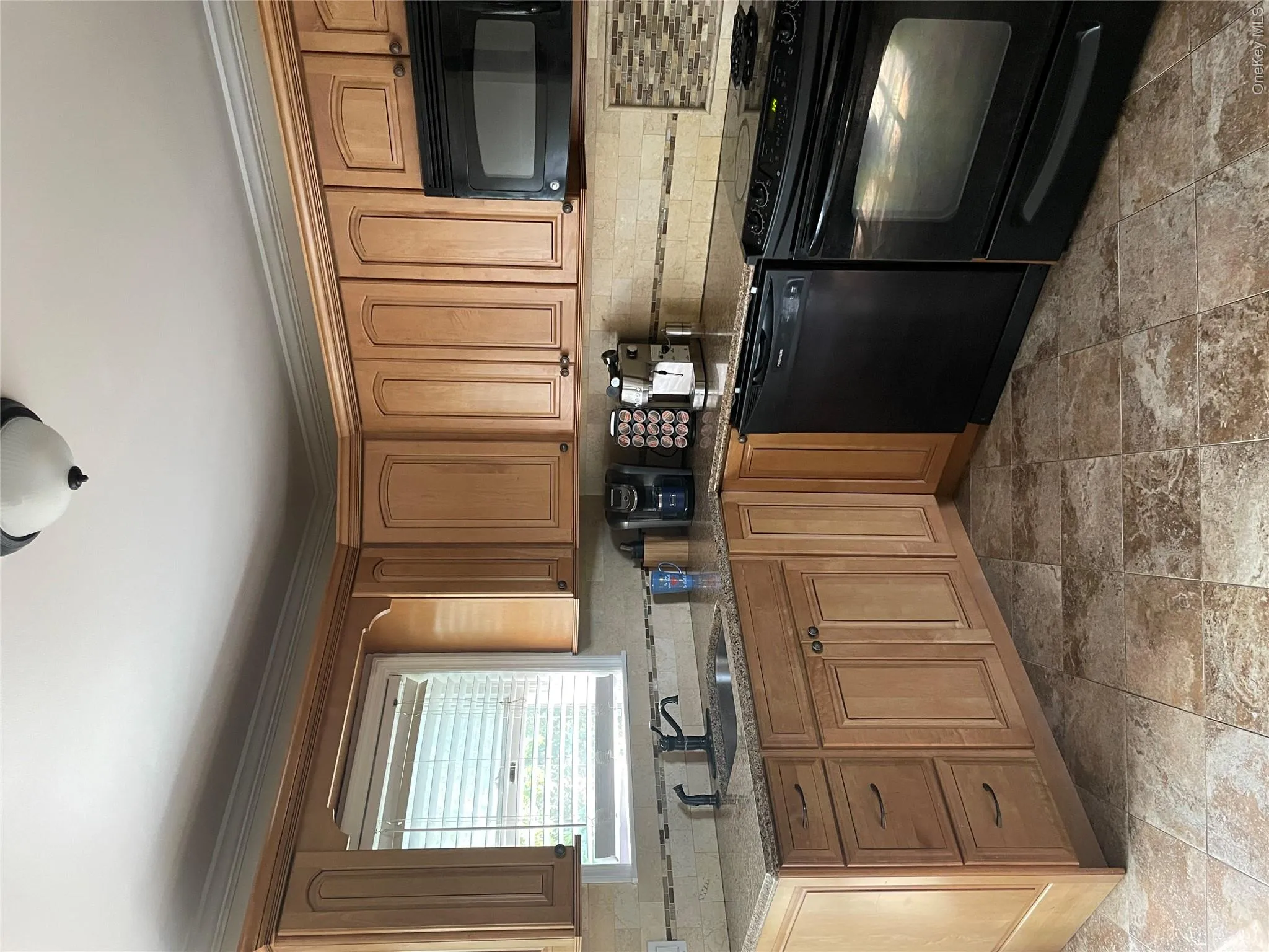 4 Marlo Court, Brookhaven, NY, 3 Bedrooms Bedrooms, 6 Rooms Rooms,3 BathroomsBathrooms,Residential,For Rent,Marlo,0,937766 4 Marlo Court, Brookhaven, NY, 3 Bedrooms Bedrooms, 6 Rooms Rooms,3 BathroomsBathrooms,Residential,For Rent,Marlo,0,937766