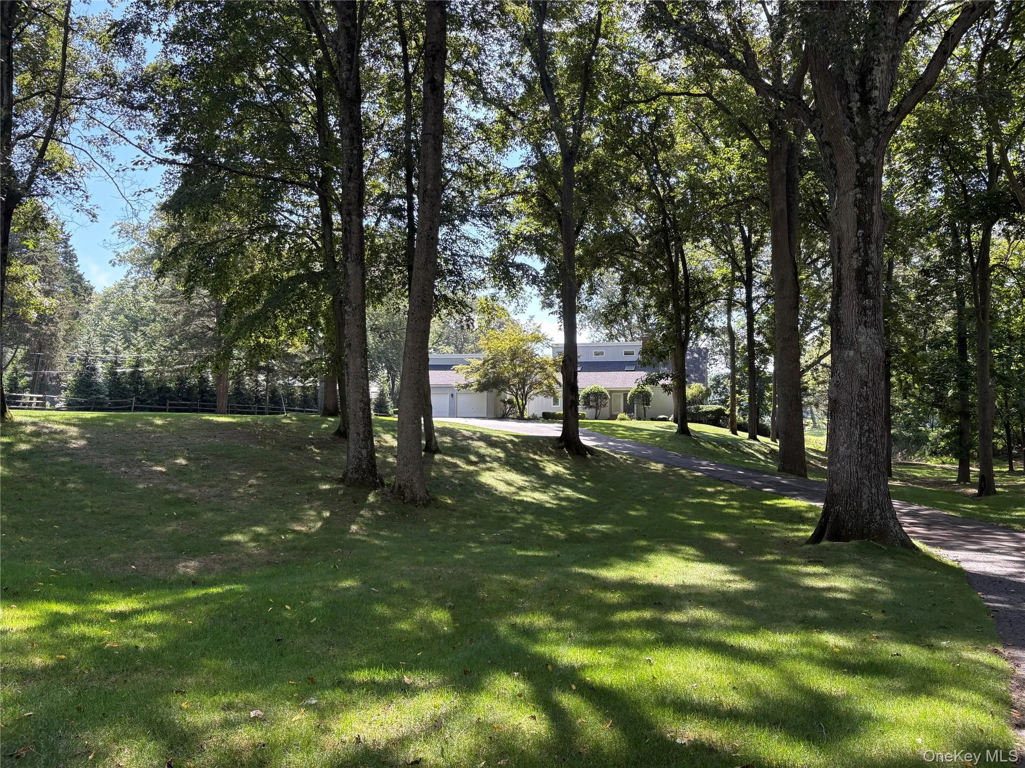1 Pine Point, Huntington, NY, 5 Bedroom Bedrooms, 9 Room Rooms,3 BathroomBathrooms,Residential Lease,For Rent,Pine,0,937779 1 Pine Point, Huntington, NY, 5 Bedroom Bedrooms, 9 Room Rooms,3 BathroomBathrooms,Residential Lease,For Rent,Pine,0,937779