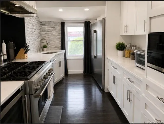 19201 110th Road, New York, NY, 3 Bedrooms Bedrooms, 6 Rooms Rooms,2 BathroomsBathrooms,Residential,For Rent,110th,0,937851 19201 110th Road, New York, NY, 3 Bedrooms Bedrooms, 6 Rooms Rooms,2 BathroomsBathrooms,Residential,For Rent,110th,0,937851