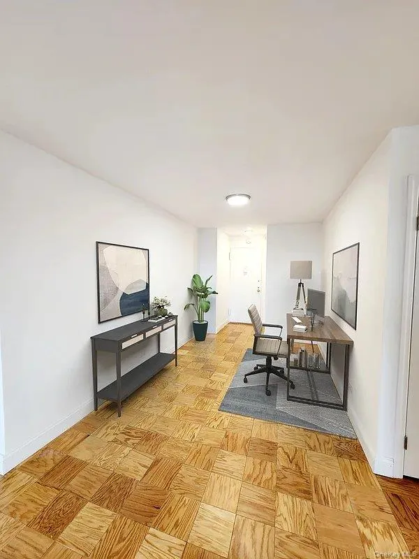 Office with baseboards Office with baseboards