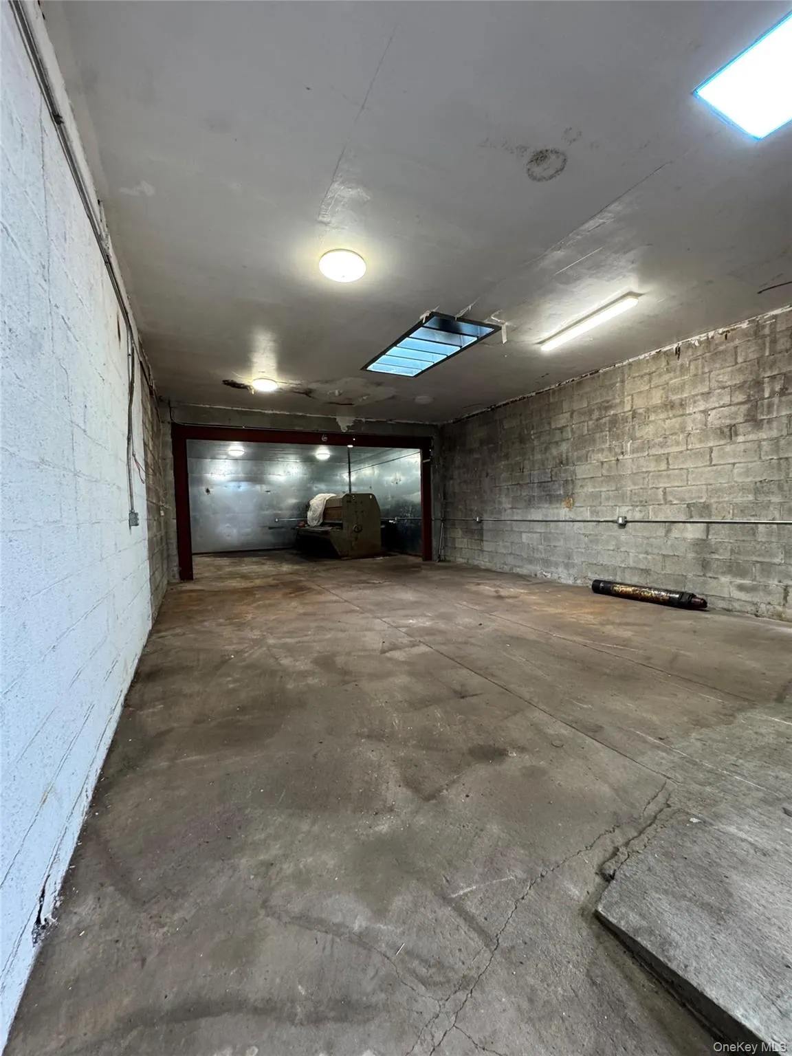 Garage with concrete block wall Garage with concrete block wall