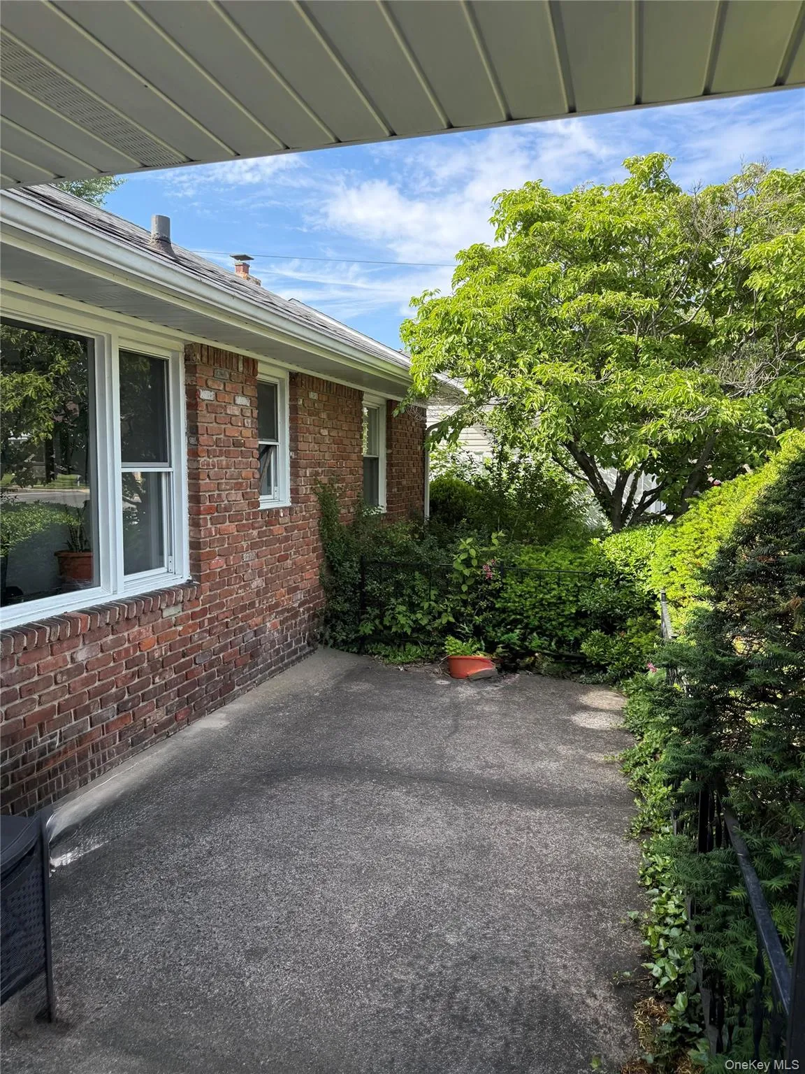 2582 Oceanside Road, Hempstead, NY, 3 Bedrooms Bedrooms, 6 Rooms Rooms,1 BathroomBathrooms,Residential,For Rent,Oceanside,0,938089 2582 Oceanside Road, Hempstead, NY, 3 Bedrooms Bedrooms, 6 Rooms Rooms,1 BathroomBathrooms,Residential,For Rent,Oceanside,0,938089
