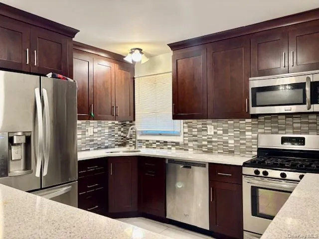 156-40 76th Street, New York, NY, 3 Bedrooms Bedrooms, 6 Rooms Rooms,2 BathroomsBathrooms,Residential Lease,Idx,76th,0,938112 156-40 76th Street, New York, NY, 3 Bedrooms Bedrooms, 6 Rooms Rooms,2 BathroomsBathrooms,Residential Lease,Idx,76th,0,938112