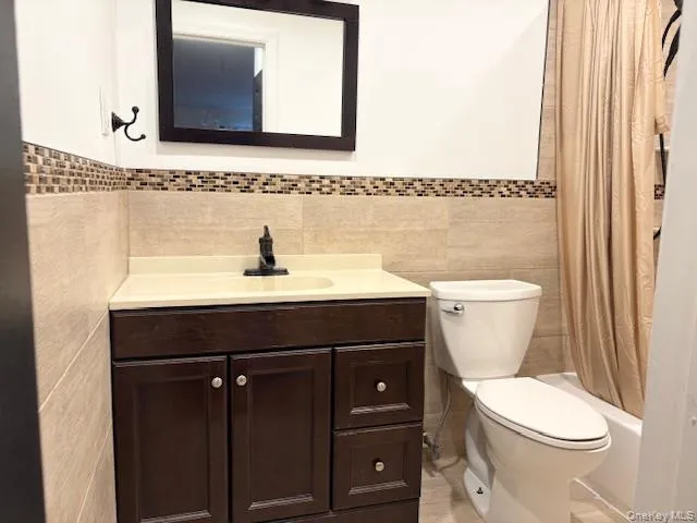156-40 76th Street, New York, NY, 3 Bedrooms Bedrooms, 6 Rooms Rooms,2 BathroomsBathrooms,Residential Lease,Idx,76th,0,938112 156-40 76th Street, New York, NY, 3 Bedrooms Bedrooms, 6 Rooms Rooms,2 BathroomsBathrooms,Residential Lease,Idx,76th,0,938112