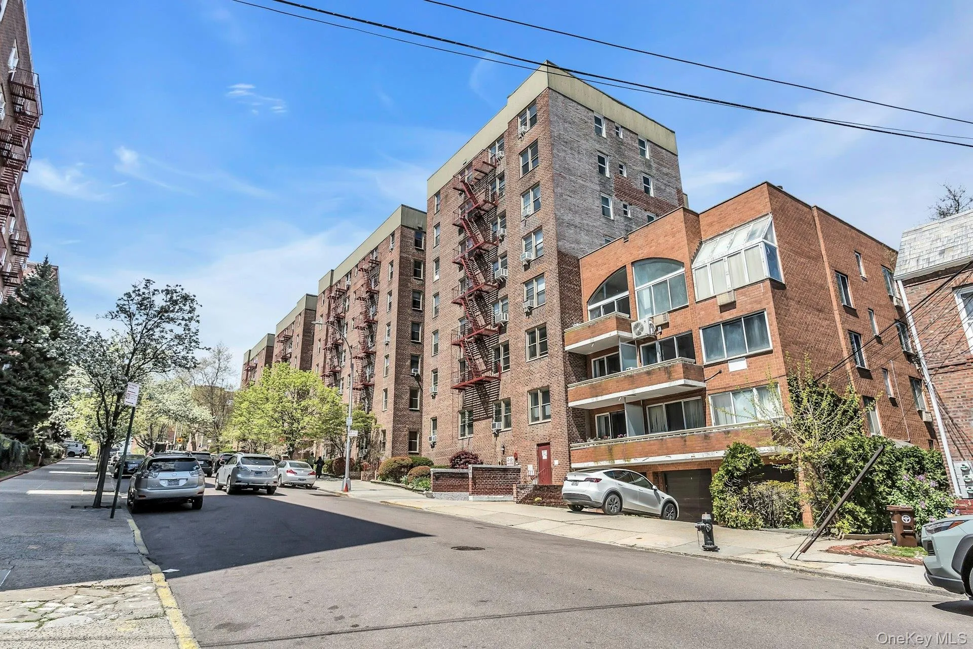 View of apartment building / complex View of apartment building / complex