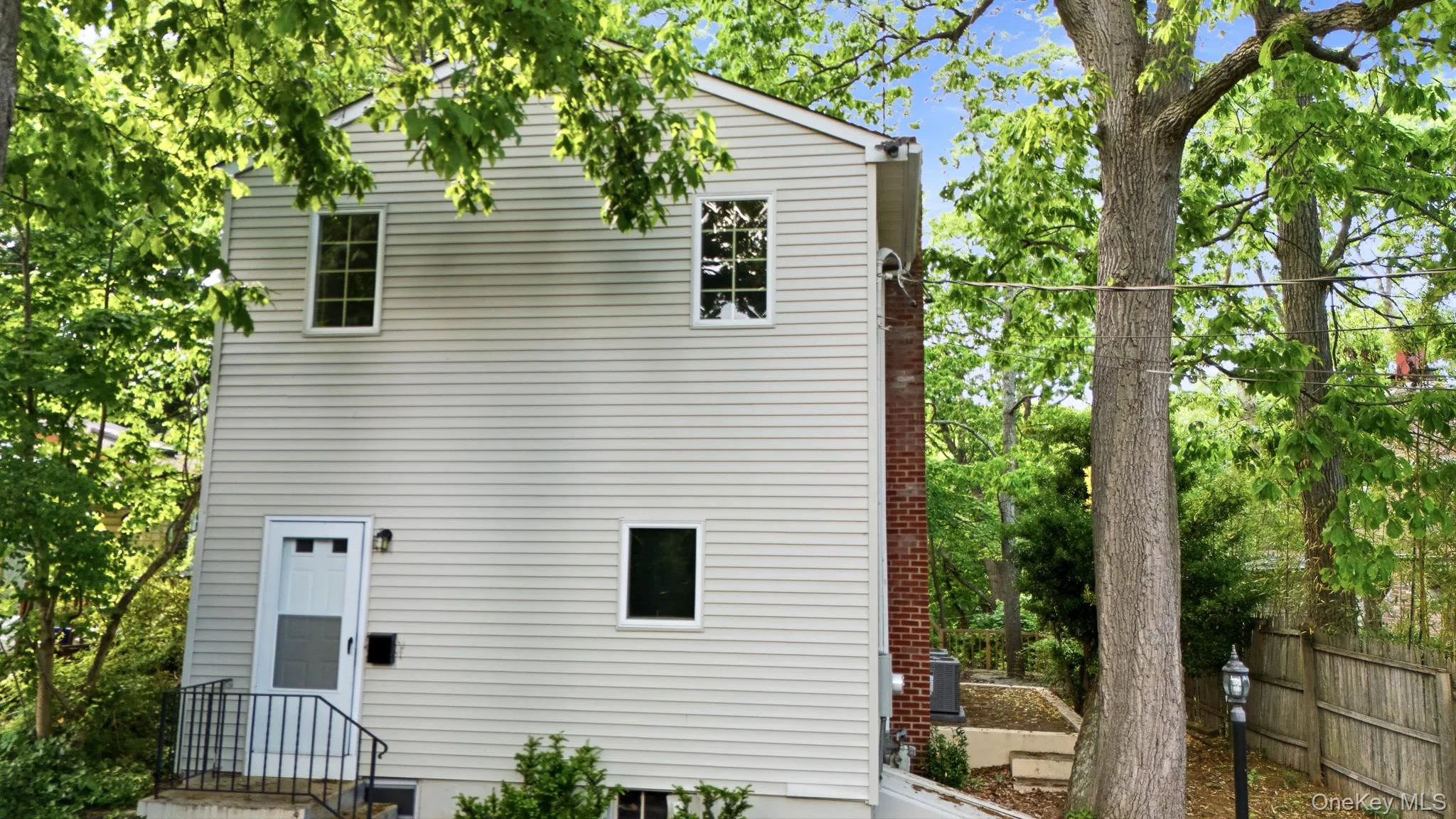 10 Woodland Lane, Huntington, NY, 3 Bedrooms Bedrooms, 8 Rooms Rooms,2 BathroomsBathrooms,Residential Sale,For Rent,Woodland,0,938221 10 Woodland Lane, Huntington, NY, 3 Bedrooms Bedrooms, 8 Rooms Rooms,2 BathroomsBathrooms,Residential Sale,For Rent,Woodland,0,938221