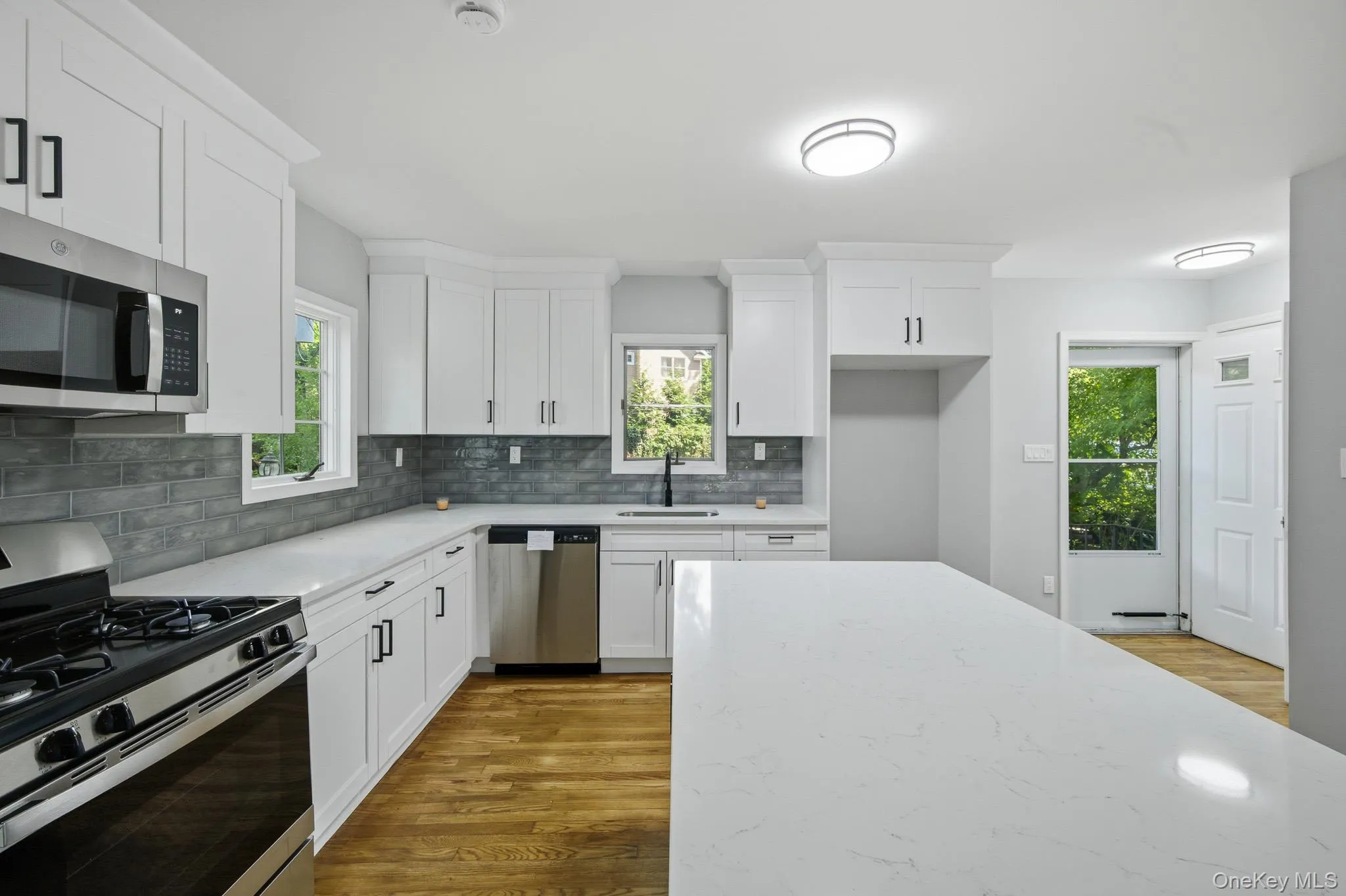 10 Woodland Lane, Huntington, NY, 3 Bedrooms Bedrooms, 8 Rooms Rooms,2 BathroomsBathrooms,Residential Sale,For Rent,Woodland,0,938221 10 Woodland Lane, Huntington, NY, 3 Bedrooms Bedrooms, 8 Rooms Rooms,2 BathroomsBathrooms,Residential Sale,For Rent,Woodland,0,938221