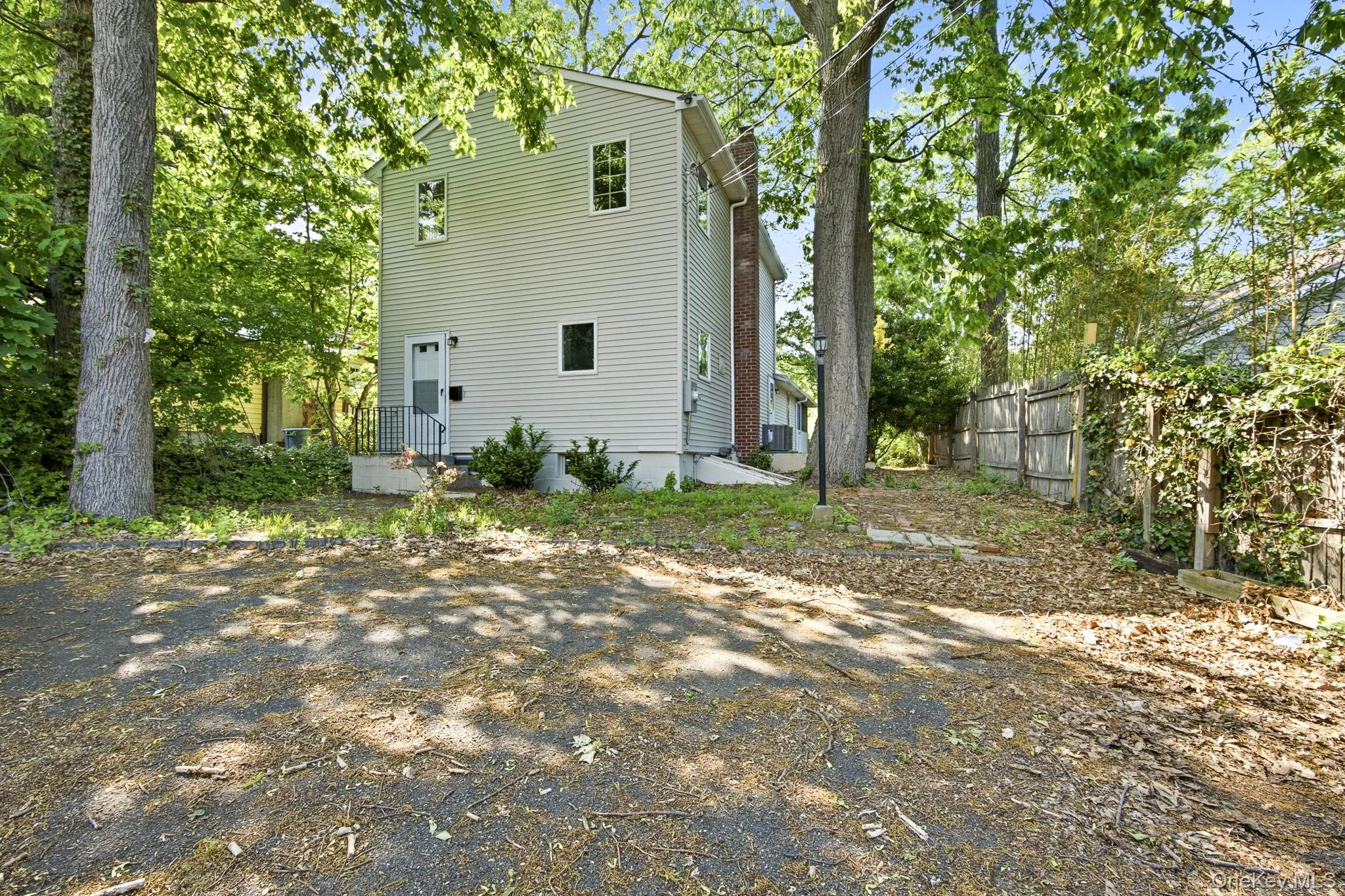 10 Woodland Lane, Huntington, NY, 3 Bedrooms Bedrooms, 8 Rooms Rooms,2 BathroomsBathrooms,Residential Sale,For Rent,Woodland,0,938221 10 Woodland Lane, Huntington, NY, 3 Bedrooms Bedrooms, 8 Rooms Rooms,2 BathroomsBathrooms,Residential Sale,For Rent,Woodland,0,938221