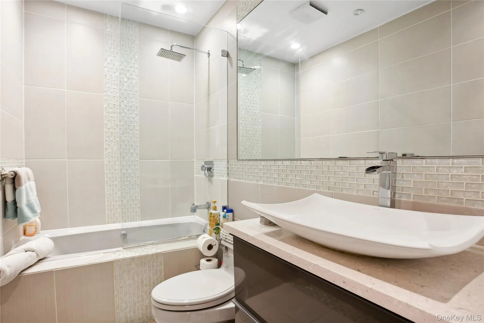 425 Cedar Point Drive, Southold, NY, 5 Bedrooms Bedrooms, 11 Rooms Rooms,3 BathroomsBathrooms,Residential Lease,Idx,Cedar Point,0,938351 425 Cedar Point Drive, Southold, NY, 5 Bedrooms Bedrooms, 11 Rooms Rooms,3 BathroomsBathrooms,Residential Lease,Idx,Cedar Point,0,938351