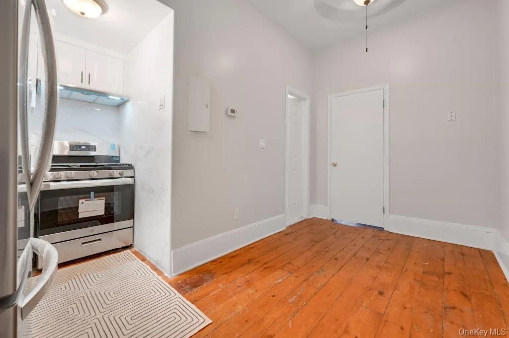 64 Broadway, Orangetown, NY, 2 Bedrooms Bedrooms, 4 Rooms Rooms,1 BathroomBathrooms,Residential Lease,Idx,Broadway,0,938458 64 Broadway, Orangetown, NY, 2 Bedrooms Bedrooms, 4 Rooms Rooms,1 BathroomBathrooms,Residential Lease,Idx,Broadway,0,938458