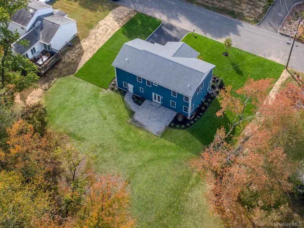 Aerial view of property and surrounding area Aerial view of property and surrounding area