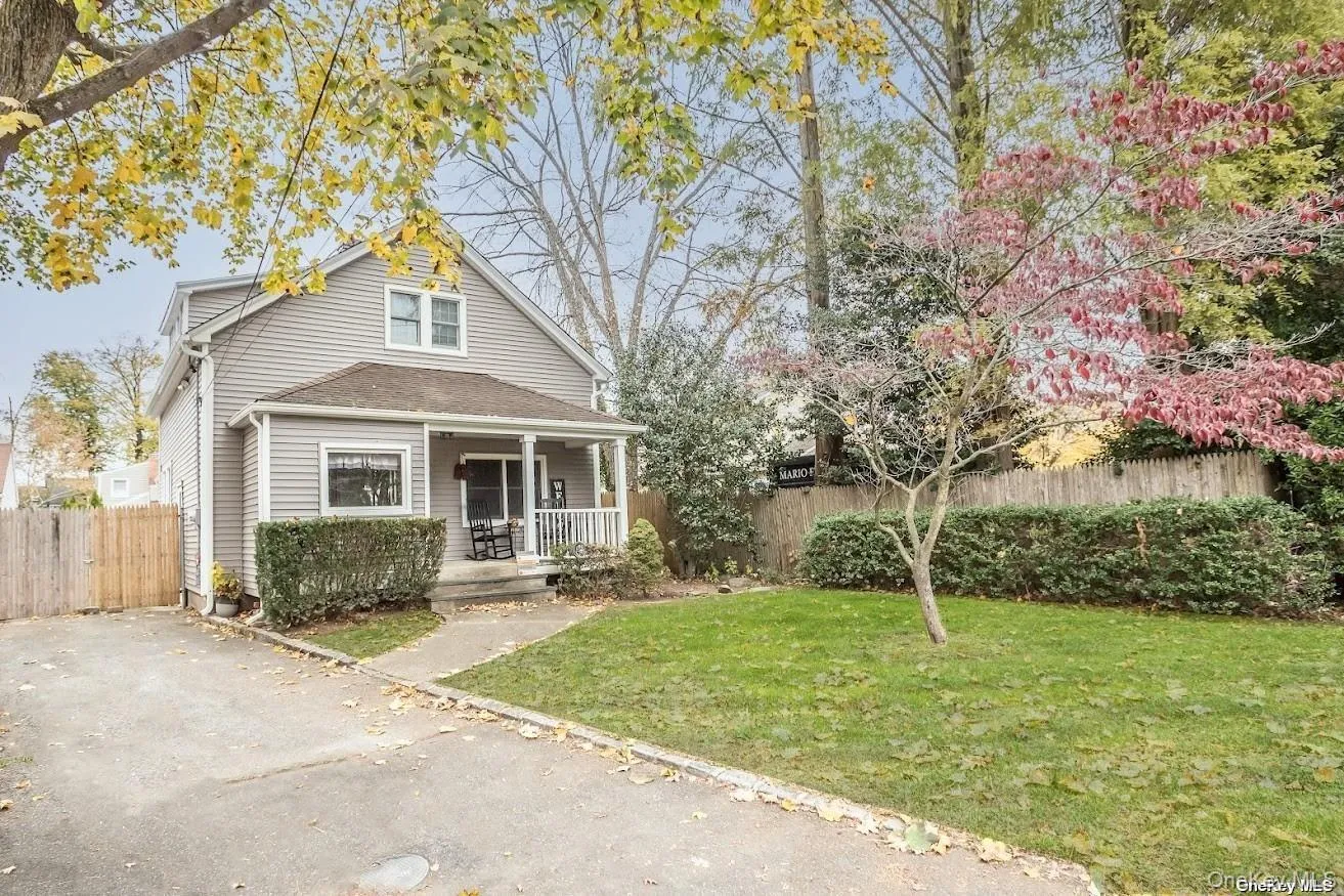 2 Elm Place, Oyster Bay, NY, 2 Bedrooms Bedrooms, 8 Rooms Rooms,2 BathroomsBathrooms,Residential Lease,Idx,Elm,0,938482 2 Elm Place, Oyster Bay, NY, 2 Bedrooms Bedrooms, 8 Rooms Rooms,2 BathroomsBathrooms,Residential Lease,Idx,Elm,0,938482