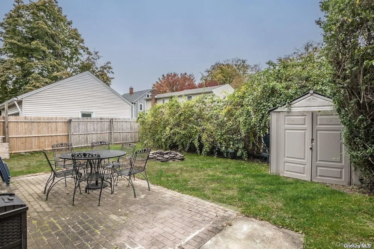 2 Elm Place, Oyster Bay, NY, 2 Bedrooms Bedrooms, 8 Rooms Rooms,2 BathroomsBathrooms,Residential Lease,Idx,Elm,0,938482 2 Elm Place, Oyster Bay, NY, 2 Bedrooms Bedrooms, 8 Rooms Rooms,2 BathroomsBathrooms,Residential Lease,Idx,Elm,0,938482