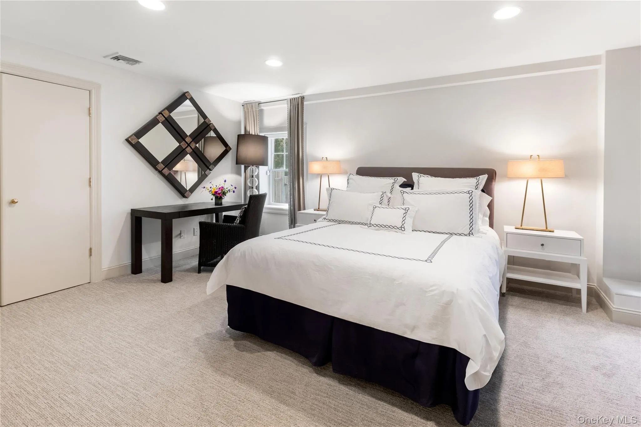 7 Stillwaters Lane, Southampton, NY, 6 Bedrooms Bedrooms, 12 Rooms Rooms,4 BathroomsBathrooms,Residential Lease,Idx,Stillwaters,0,938503 7 Stillwaters Lane, Southampton, NY, 6 Bedrooms Bedrooms, 12 Rooms Rooms,4 BathroomsBathrooms,Residential Lease,Idx,Stillwaters,0,938503