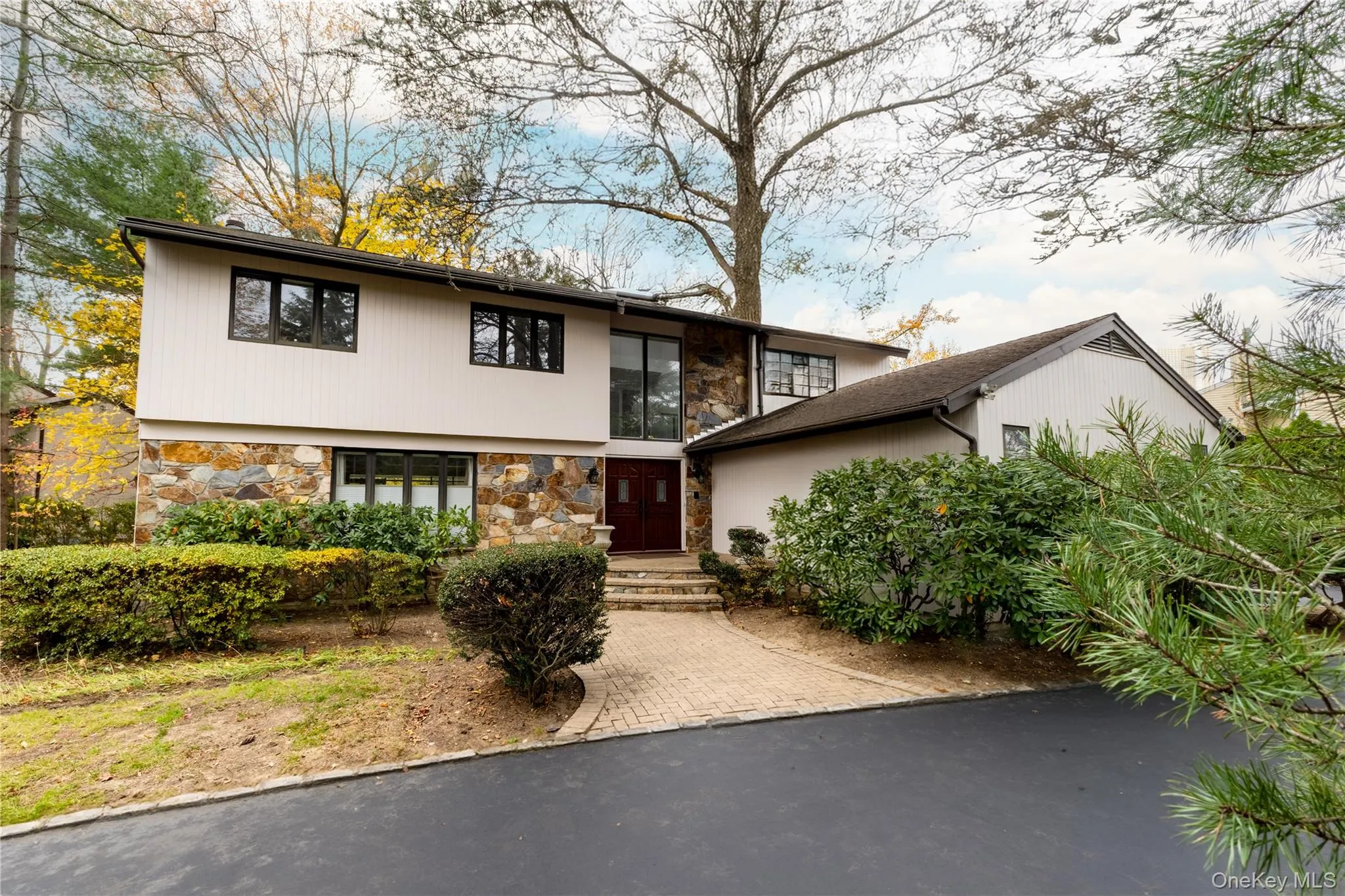 12 Bolton Drive, North Hempstead, NY, 5 Bedrooms Bedrooms, 12 Rooms Rooms,3 BathroomsBathrooms,Residential Lease,Idx,Bolton,0,938580 12 Bolton Drive, North Hempstead, NY, 5 Bedrooms Bedrooms, 12 Rooms Rooms,3 BathroomsBathrooms,Residential Lease,Idx,Bolton,0,938580