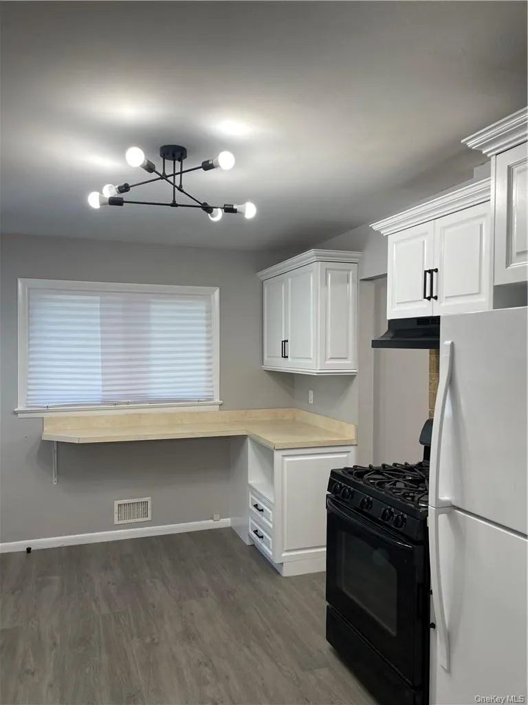 7 Castle Drive, Ramapo, NY, 4 Bedrooms Bedrooms, 7 Rooms Rooms,2 BathroomsBathrooms,Residential Lease,Idx,Castle,0,938637 7 Castle Drive, Ramapo, NY, 4 Bedrooms Bedrooms, 7 Rooms Rooms,2 BathroomsBathrooms,Residential Lease,Idx,Castle,0,938637