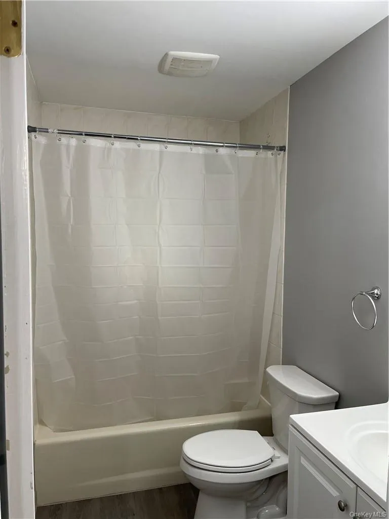 7 Castle Drive, Ramapo, NY, 4 Bedrooms Bedrooms, 7 Rooms Rooms,2 BathroomsBathrooms,Residential Lease,Idx,Castle,0,938637 7 Castle Drive, Ramapo, NY, 4 Bedrooms Bedrooms, 7 Rooms Rooms,2 BathroomsBathrooms,Residential Lease,Idx,Castle,0,938637