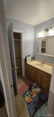 Bathroom with vanity Bathroom with vanity