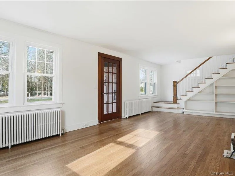 12 Summit Boulevard, Southampton, NY, 3 Bedrooms Bedrooms, 8 Rooms Rooms,2 BathroomsBathrooms,Residential Lease,For Rent,Summit,0,938708 12 Summit Boulevard, Southampton, NY, 3 Bedrooms Bedrooms, 8 Rooms Rooms,2 BathroomsBathrooms,Residential Lease,For Rent,Summit,0,938708