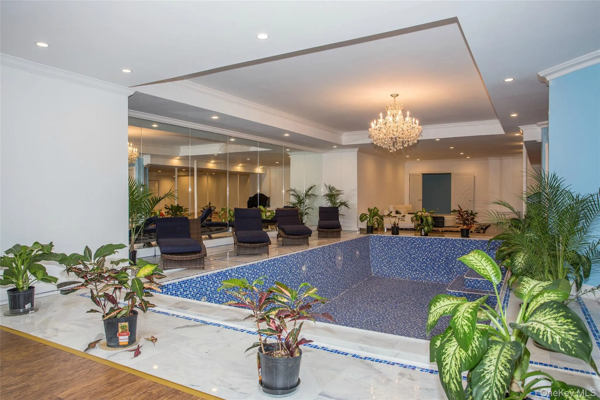 Building lobby with crown molding and recessed lighting Building lobby with crown molding and recessed lighting
