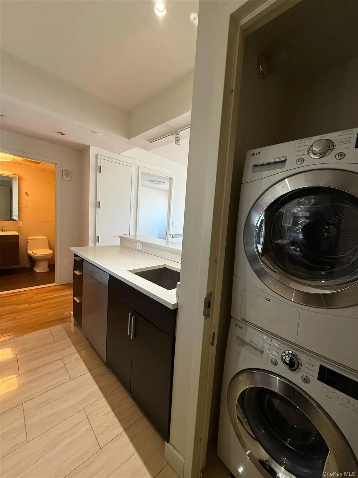 42-35 Main Street, New York, NY, 1 Bedroom Bedrooms, 4 Rooms Rooms,1 BathroomBathrooms,Residential Lease,Idx,Main,0,938753 42-35 Main Street, New York, NY, 1 Bedroom Bedrooms, 4 Rooms Rooms,1 BathroomBathrooms,Residential Lease,Idx,Main,0,938753
