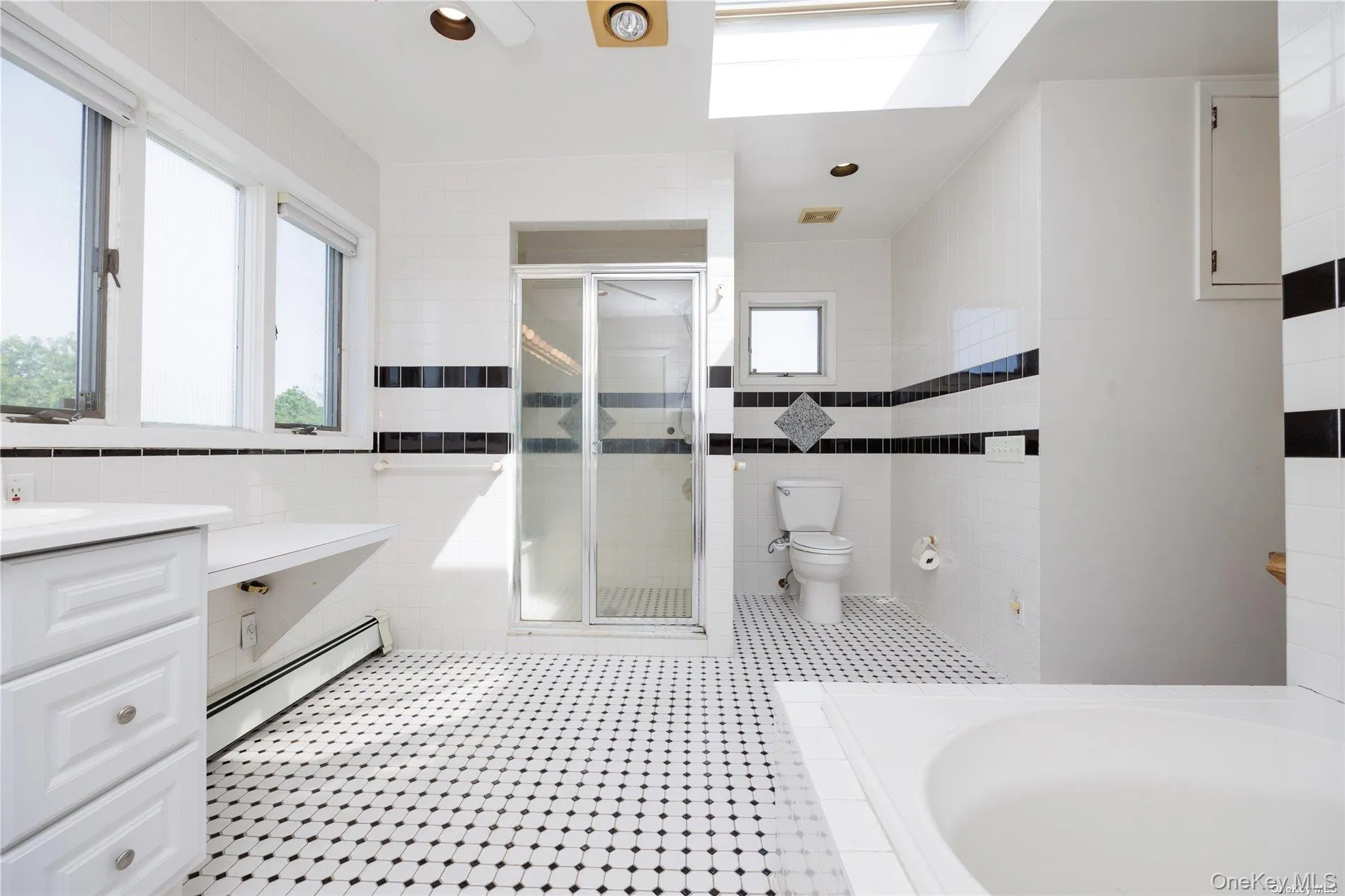 3418 Oceanside Road, Hempstead, NY, 4 Bedrooms Bedrooms, 8 Rooms Rooms,2 BathroomsBathrooms,Residential Lease,Idx,Oceanside,0,938781 3418 Oceanside Road, Hempstead, NY, 4 Bedrooms Bedrooms, 8 Rooms Rooms,2 BathroomsBathrooms,Residential Lease,Idx,Oceanside,0,938781